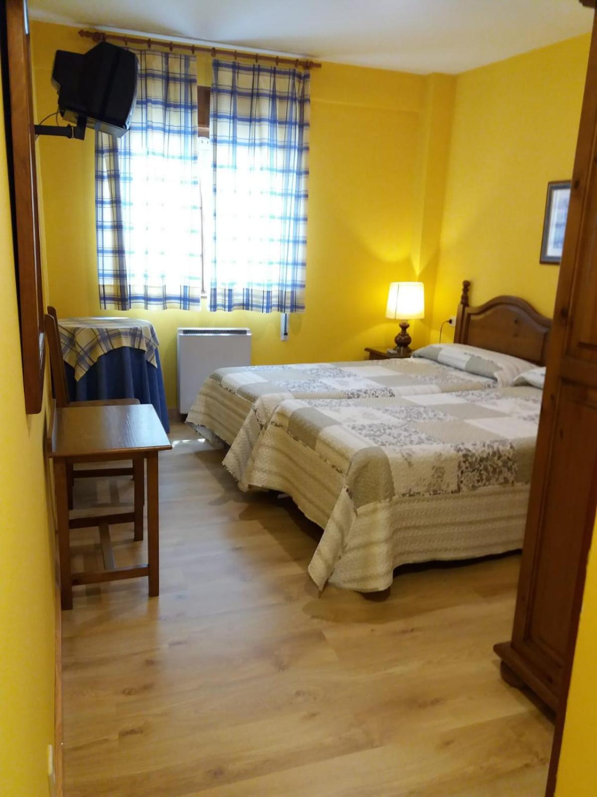 Pension Monteverde view 3