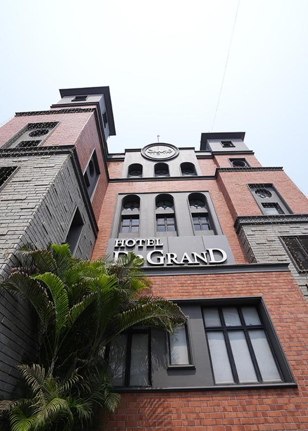 hotel building