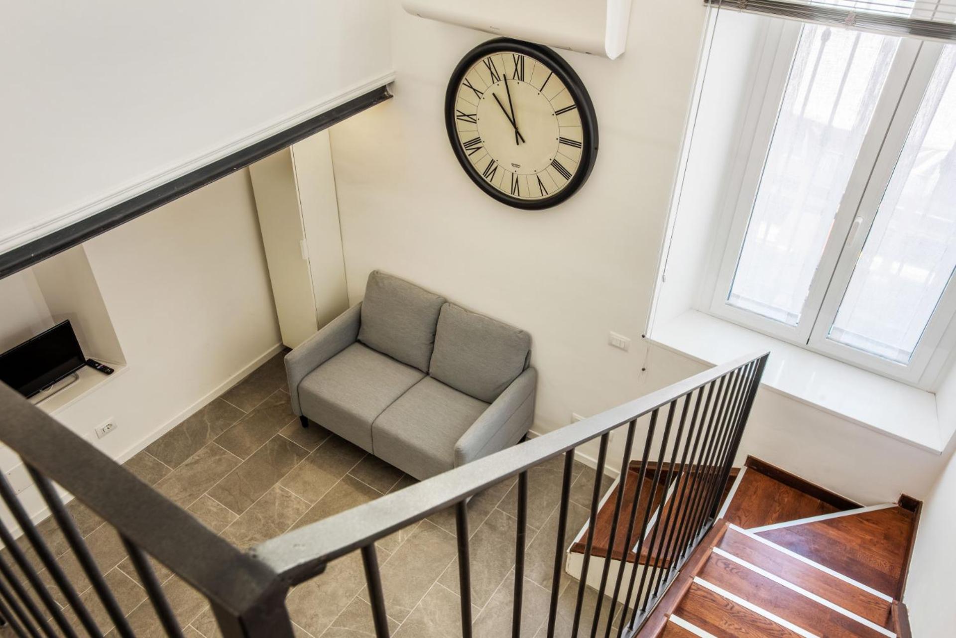 Comfy and nice studio on the Navigli river by Eayslife photo 5