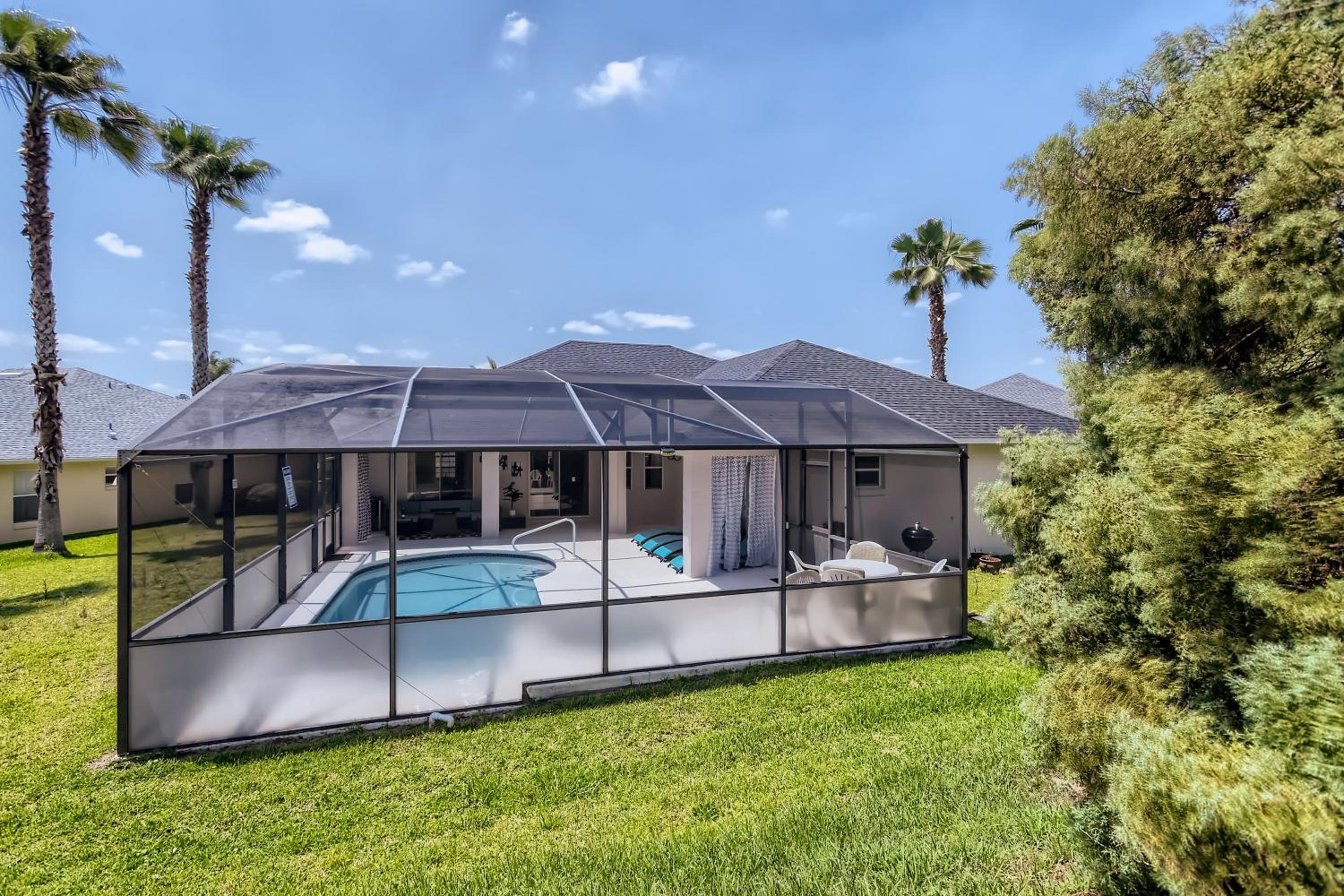 NEW Modern Relaxing 4 Bedroom Pool Villa Near Disney's Parks view 5
