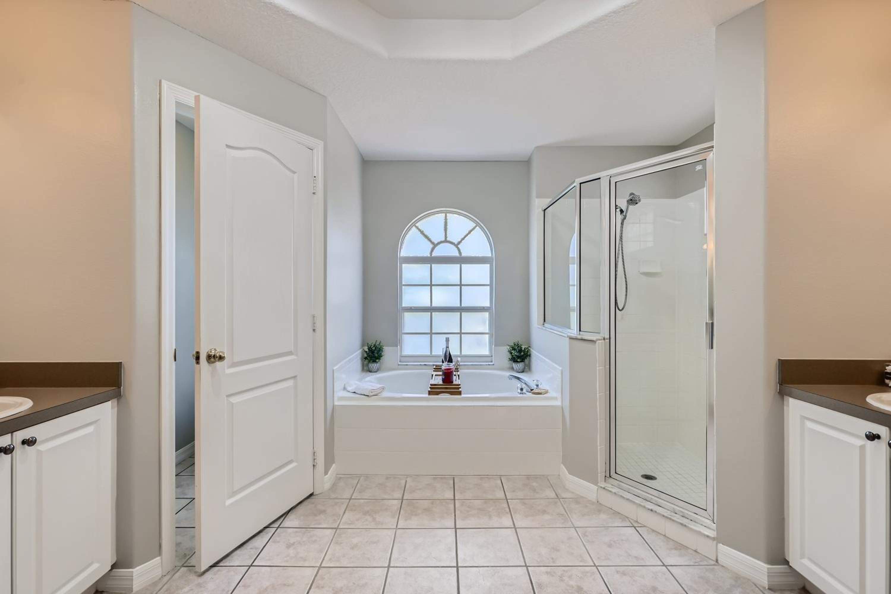 NEW Modern Relaxing 4 Bedroom Pool Villa Near Disney's Parks view 4