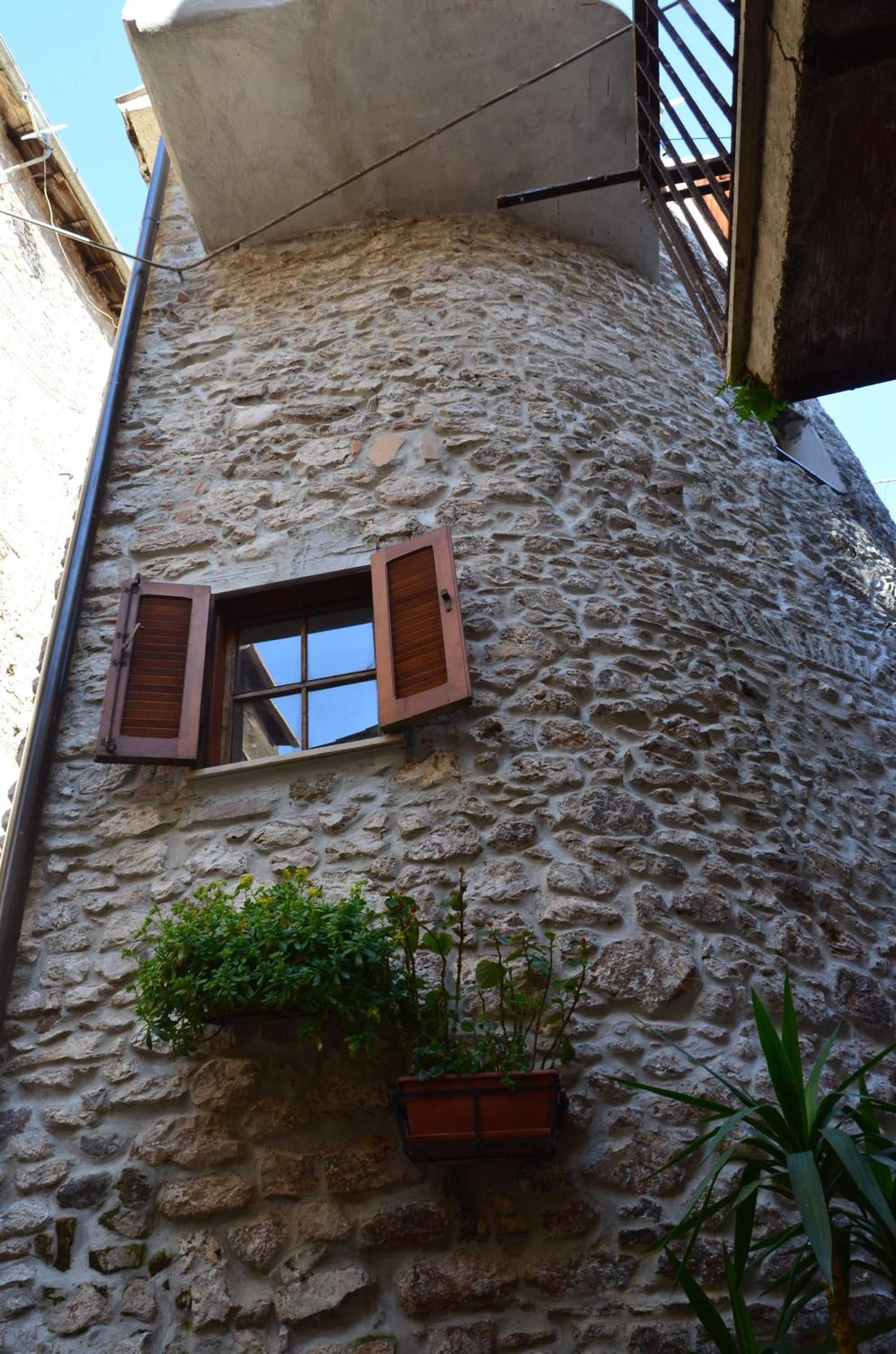 Photo 20
