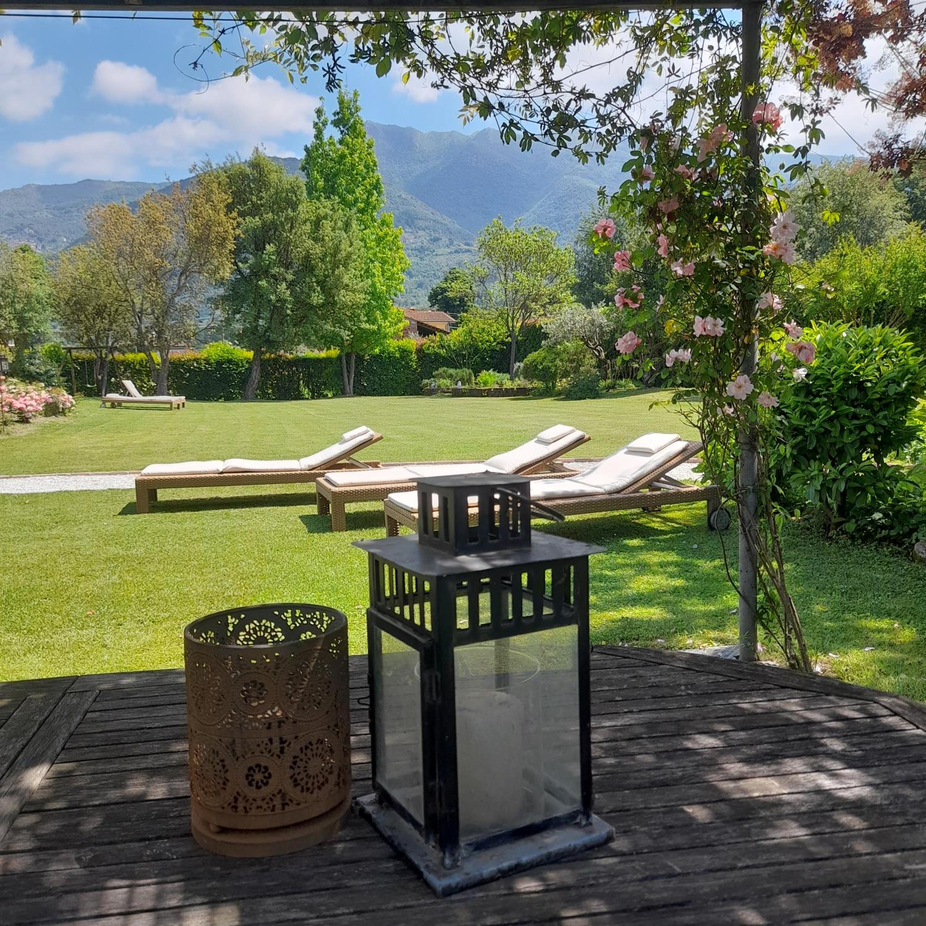 Villa la provenzale view 3