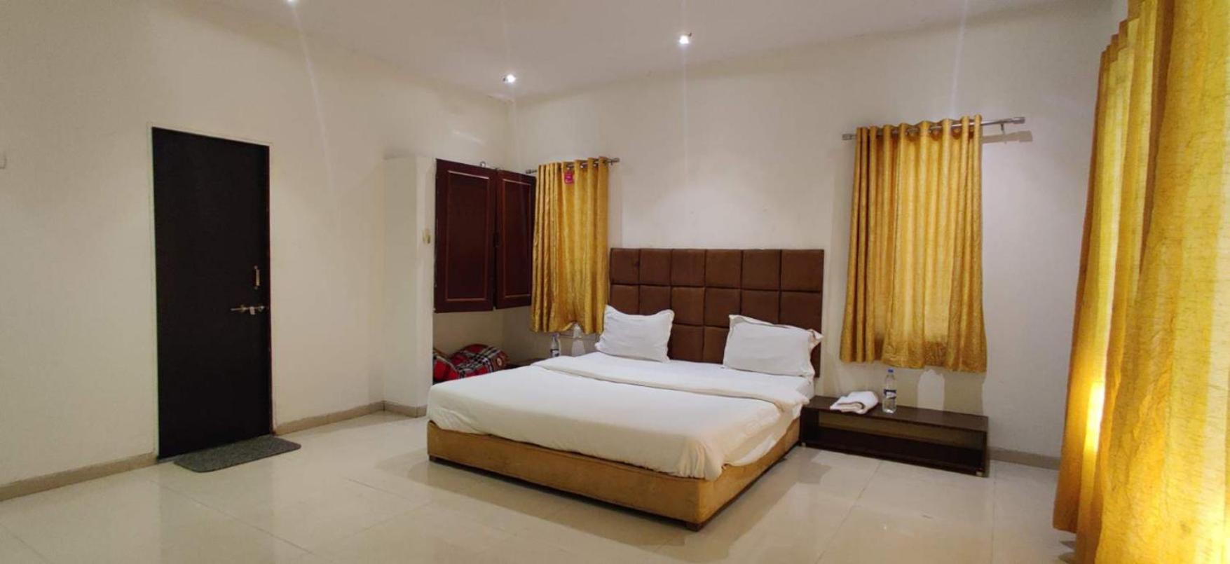 Air 2BHK Infinity view 4