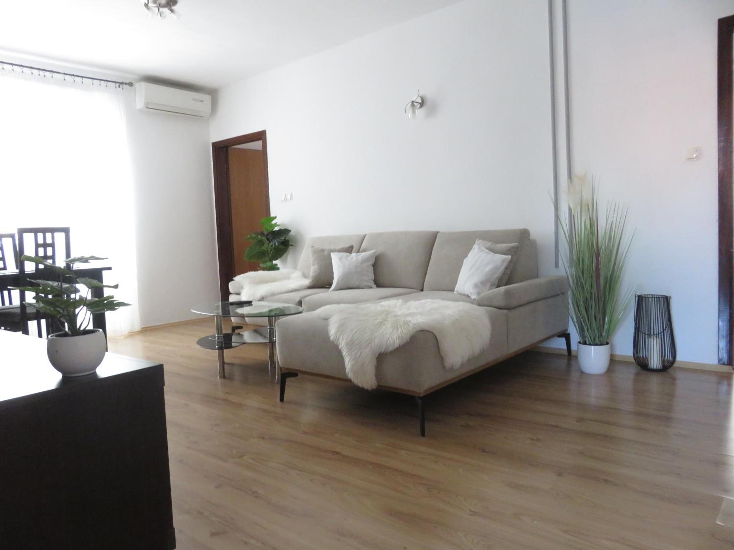 Apartments Angie