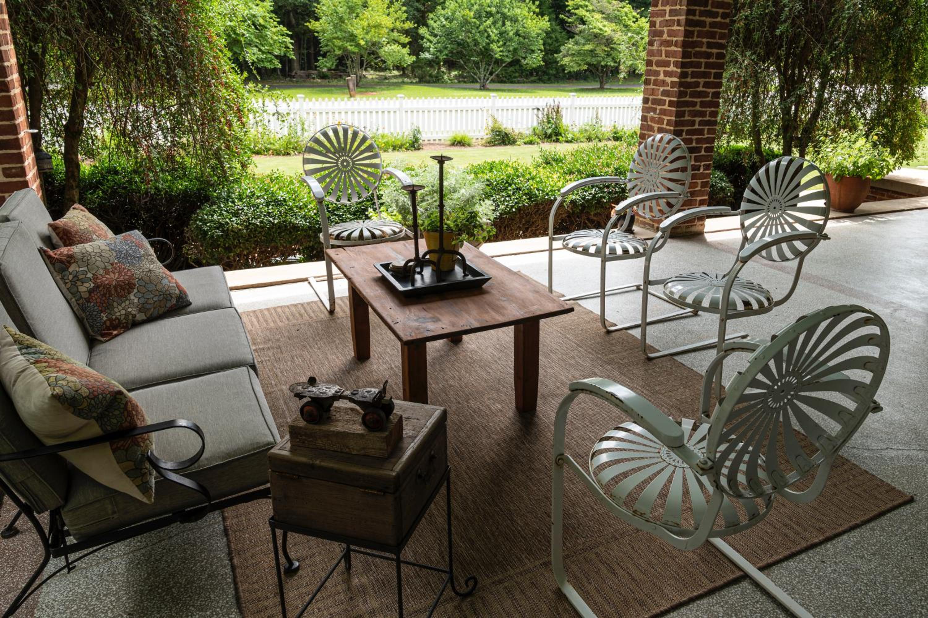 The Gillen House Bed and Breakfast view 2