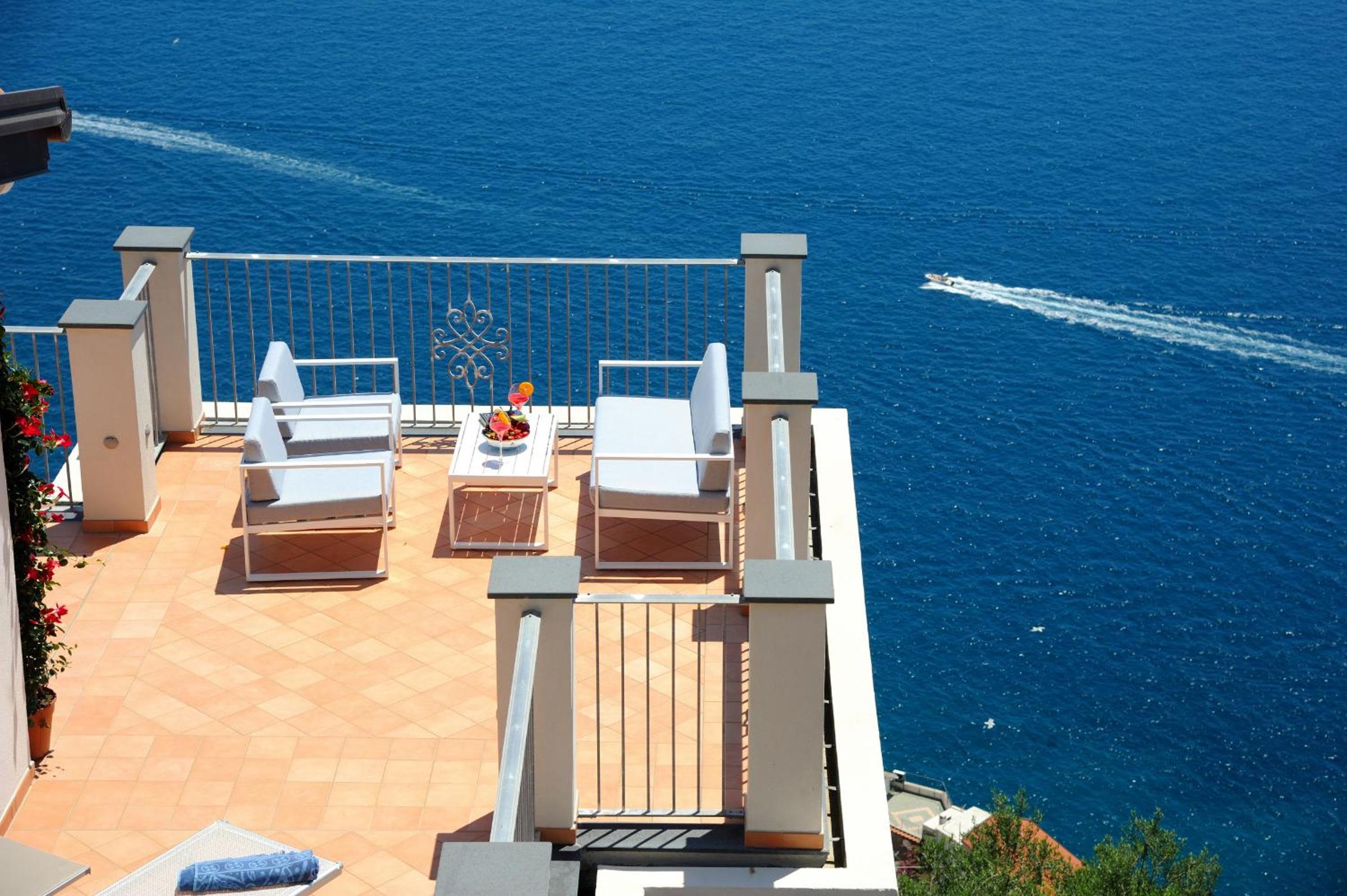 Amalfi Blu Retreat photo 3