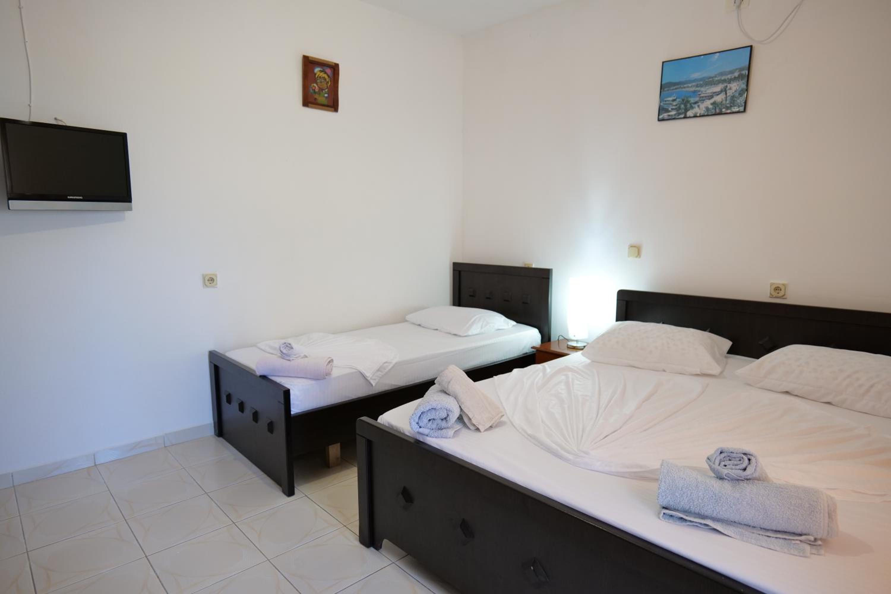 Vila Xhafa