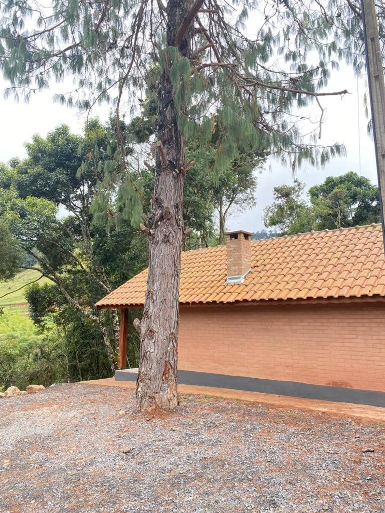 Chales Bela Serra
