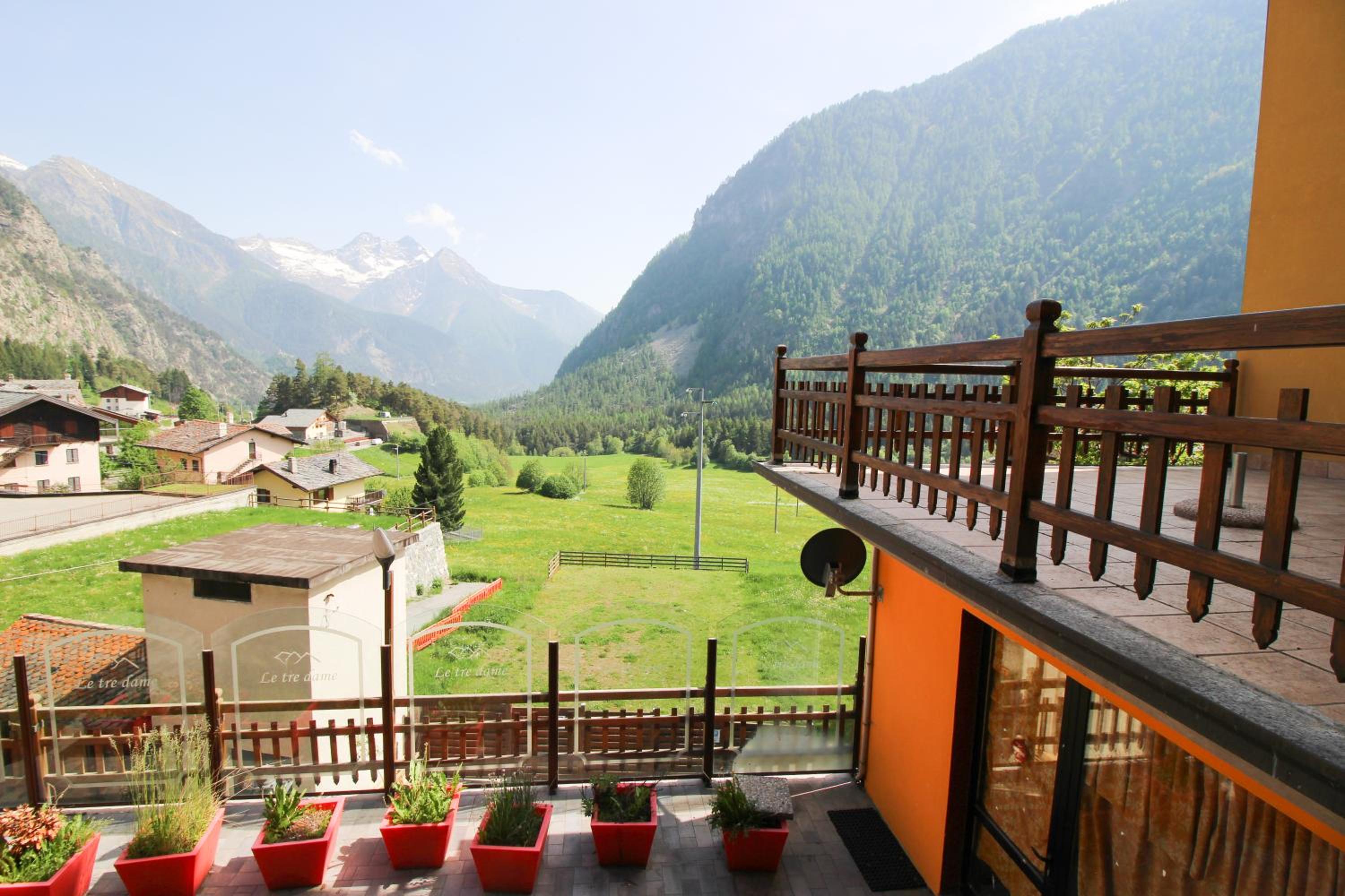 balance & terrace