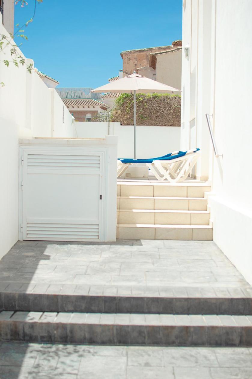 Superior family town centre villa close to beach in peaceful residential zone view 5