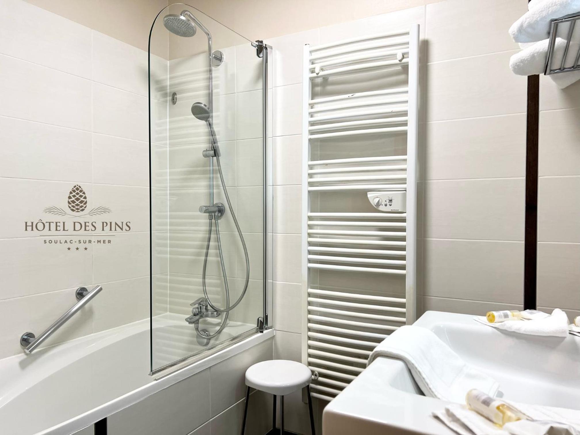 Hotel des Pins - Property Image 34