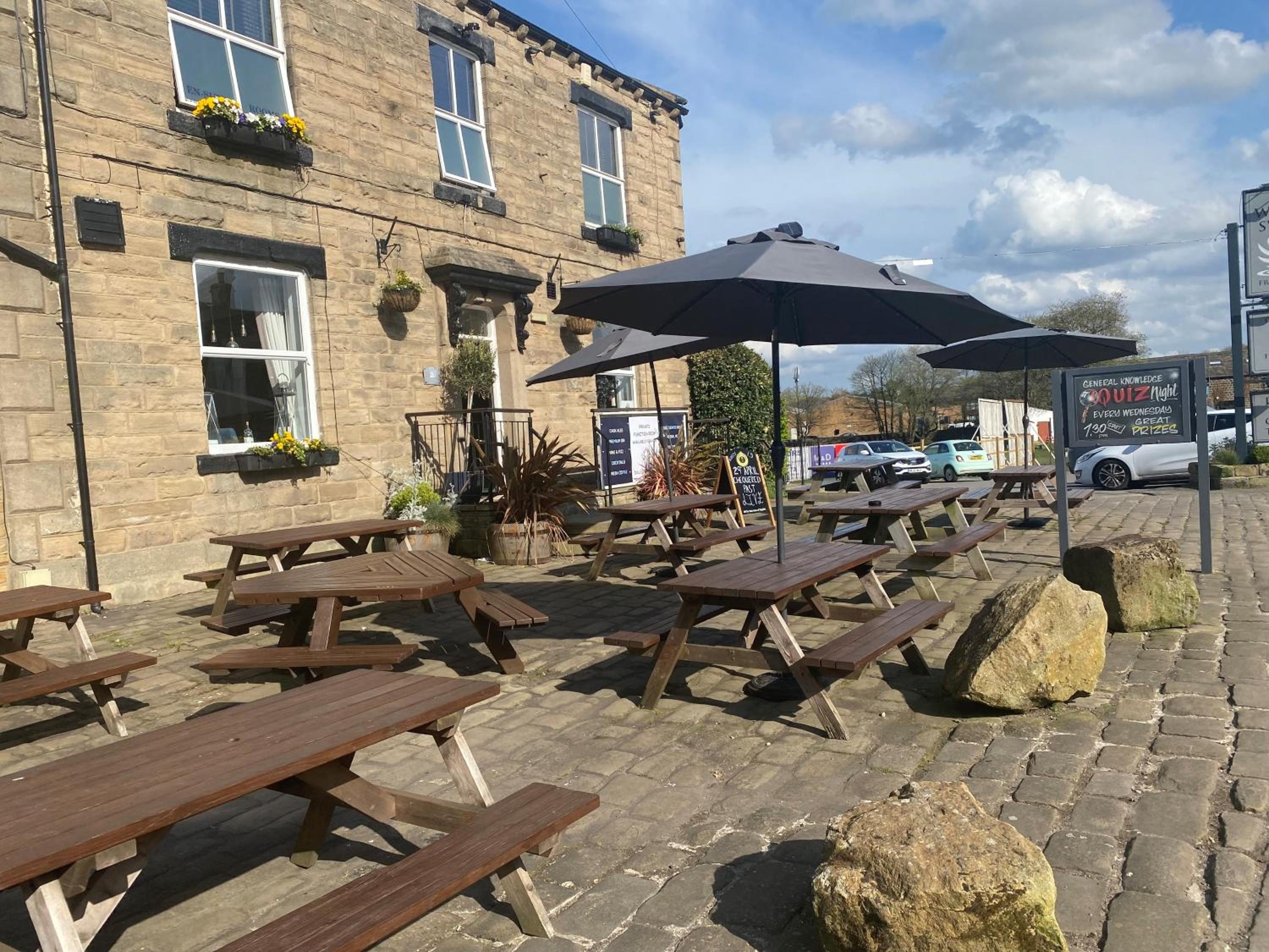 The White Swan, Yeadon