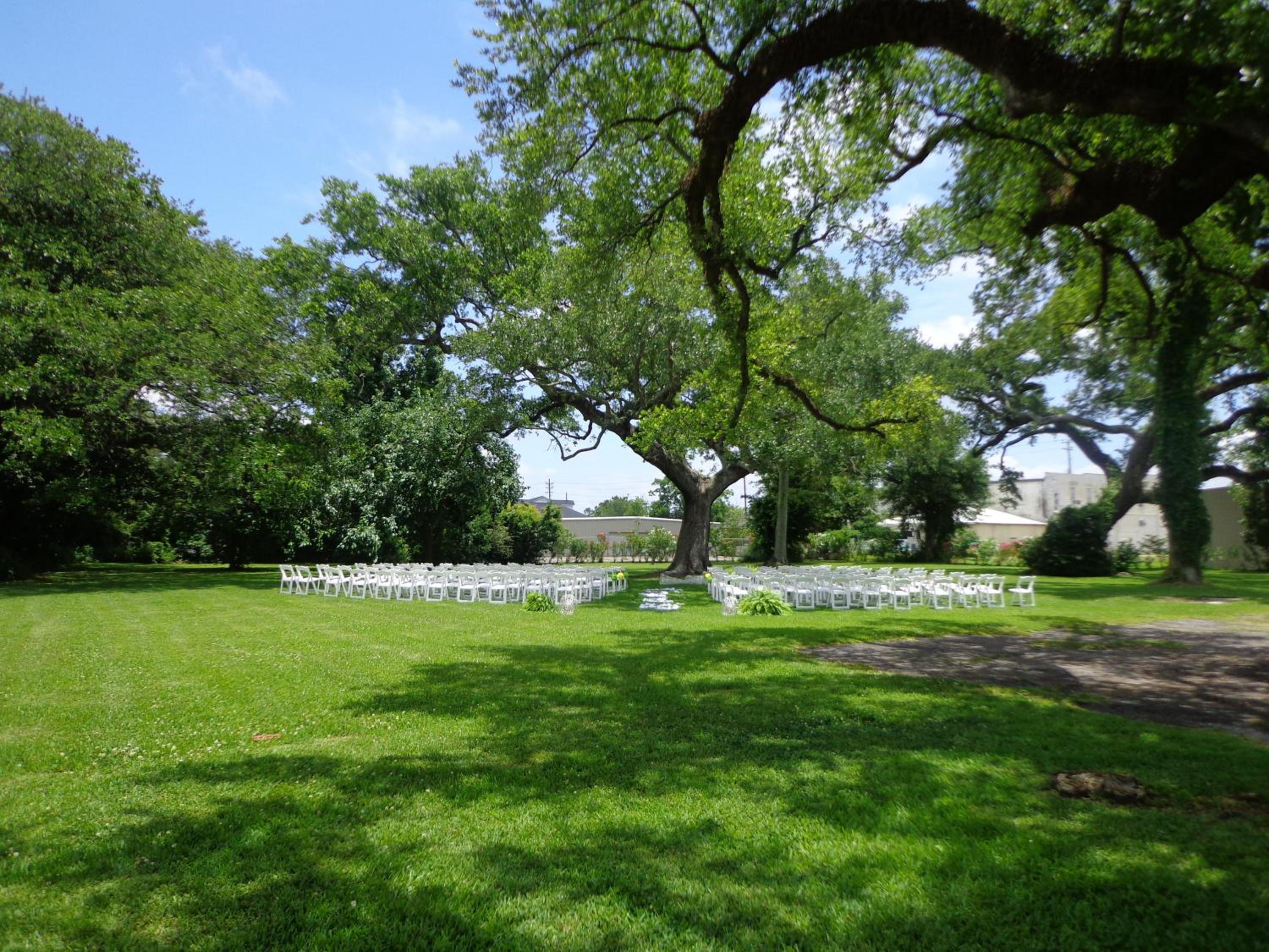 Grand Magnolia Ballroom & Suites