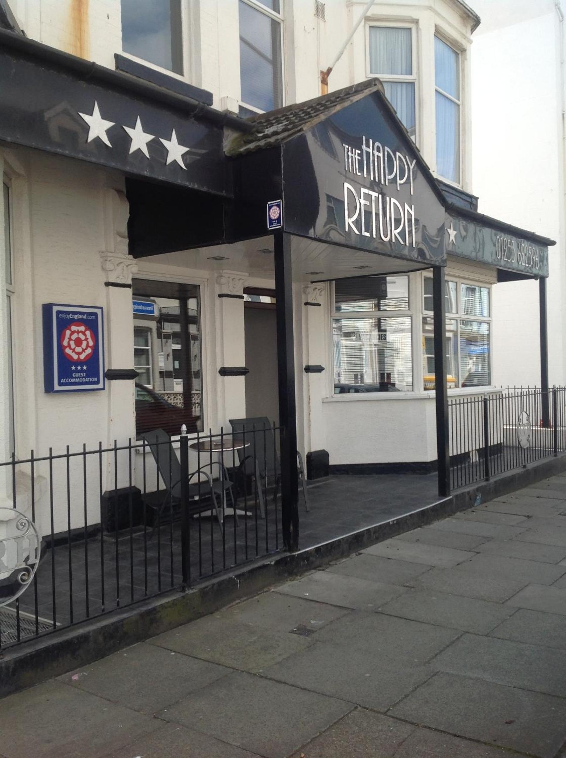 Hotel Happy Return Hotel - Image 1