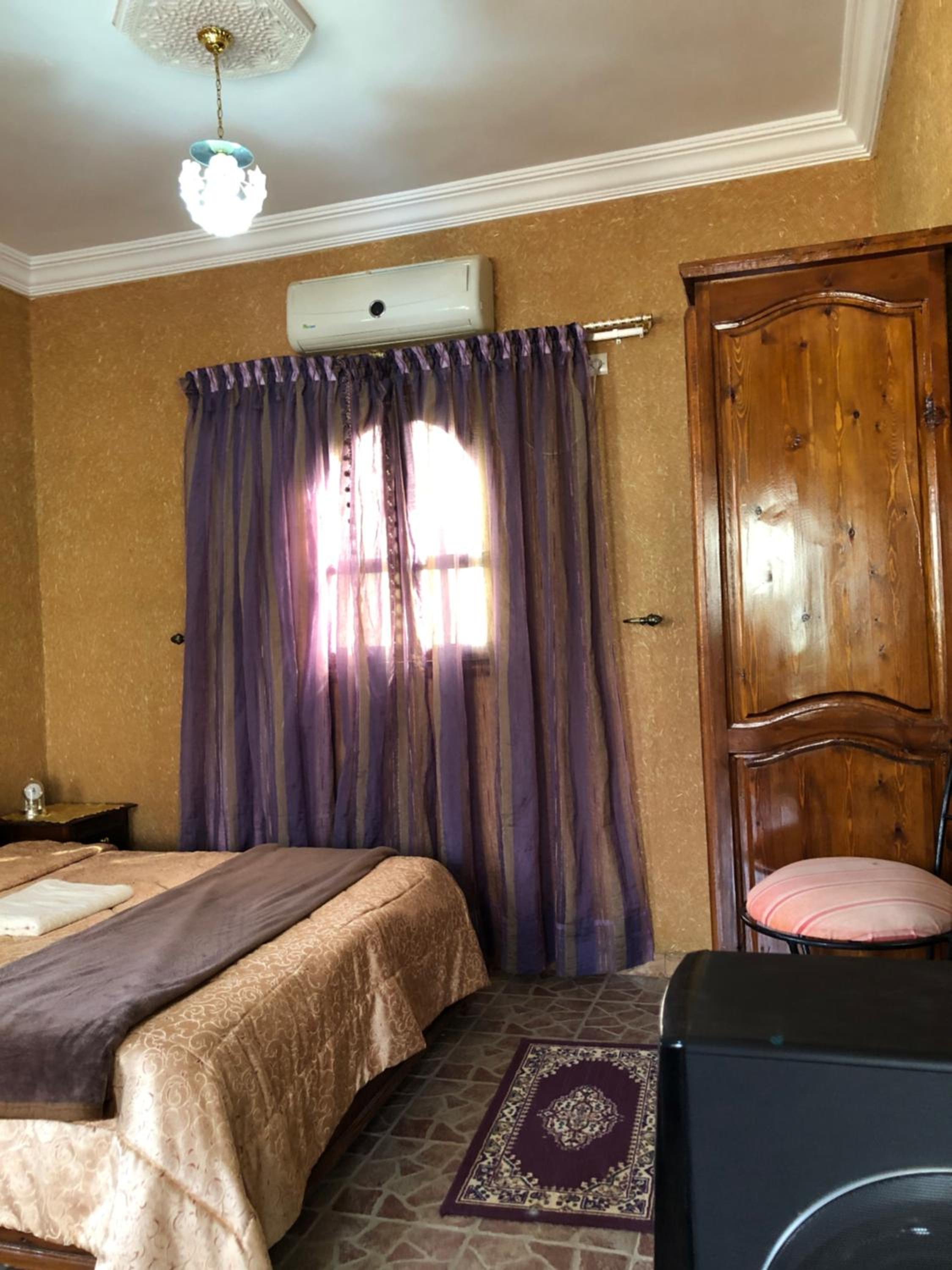 Siliya rooms Heart Ameln Valley view 2