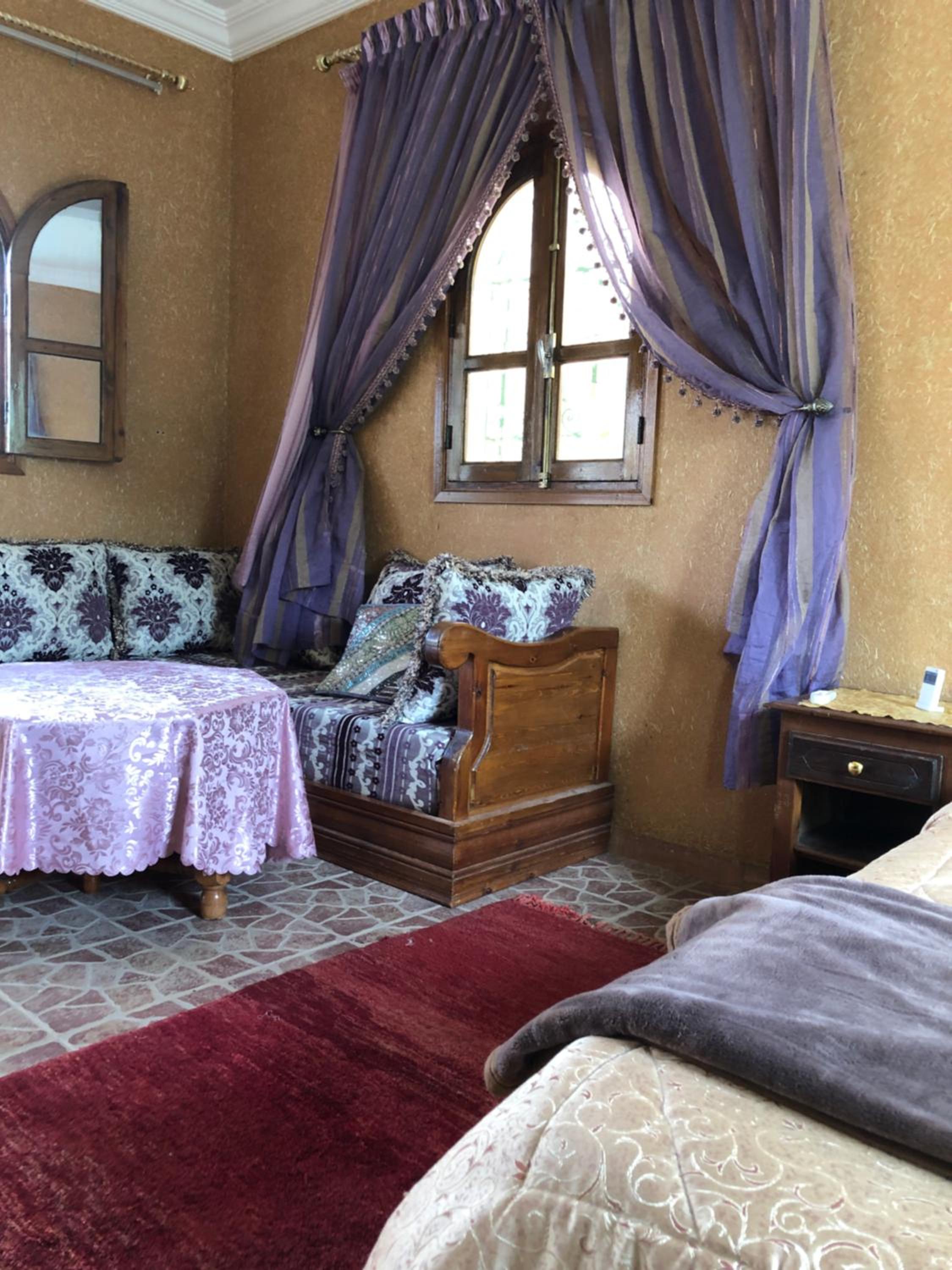 Siliya rooms Heart Ameln Valley view 3