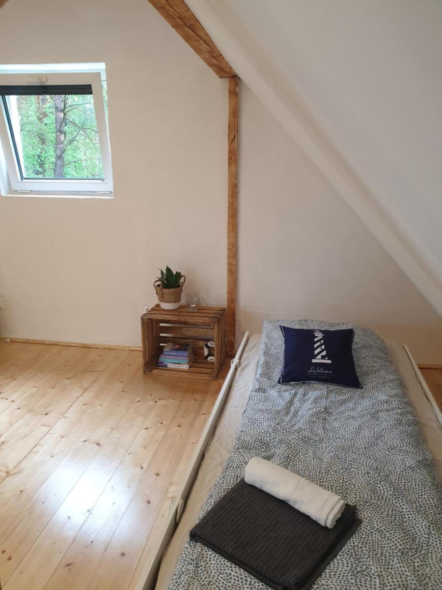 Photo 46