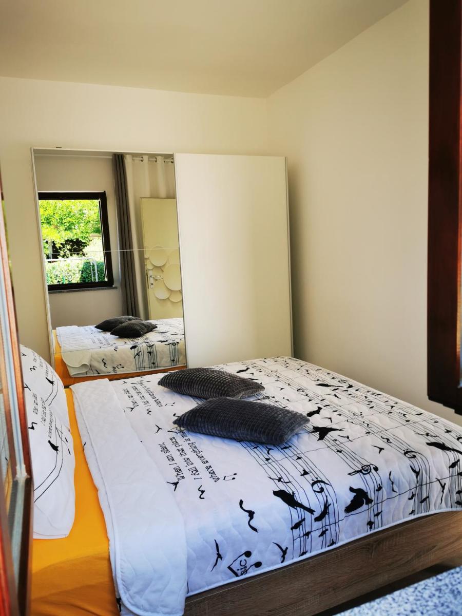 Apartman Ema view 4
