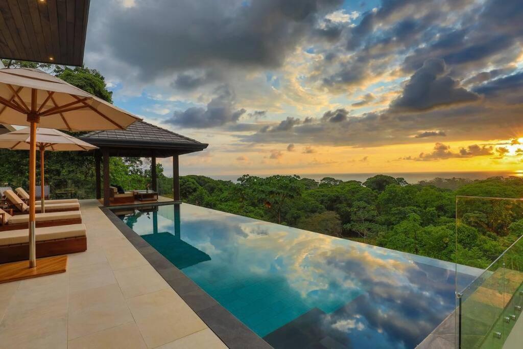 Casa Solaz - by Pura Villas