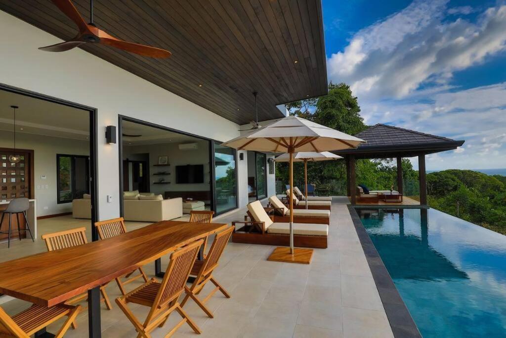 Casa Solaz - by Pura Villas