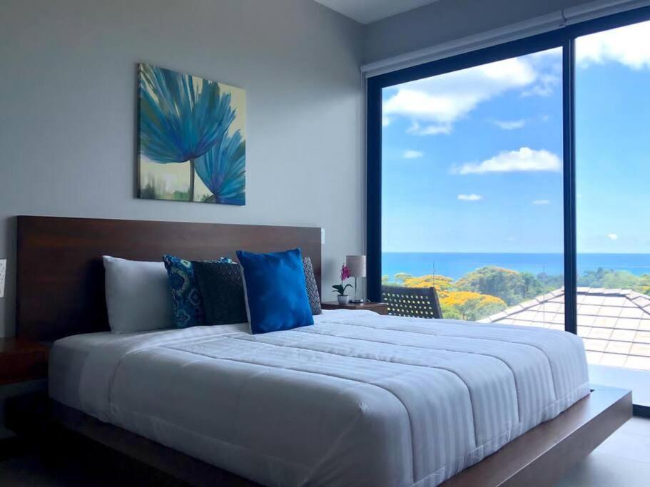 Casa Solaz - by Pura Villas