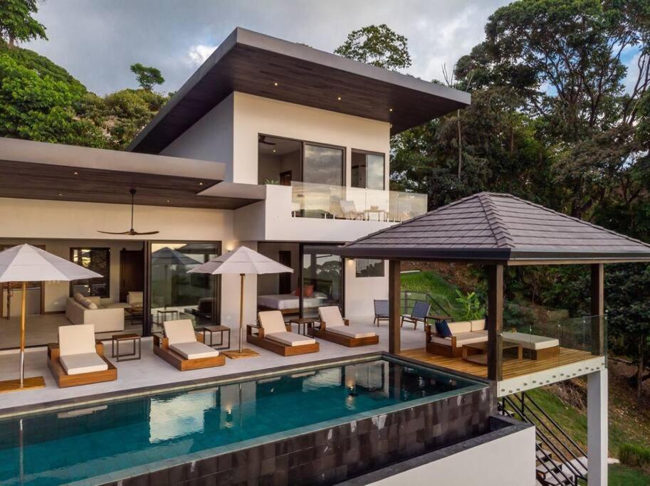 Casa Solaz - by Pura Villas