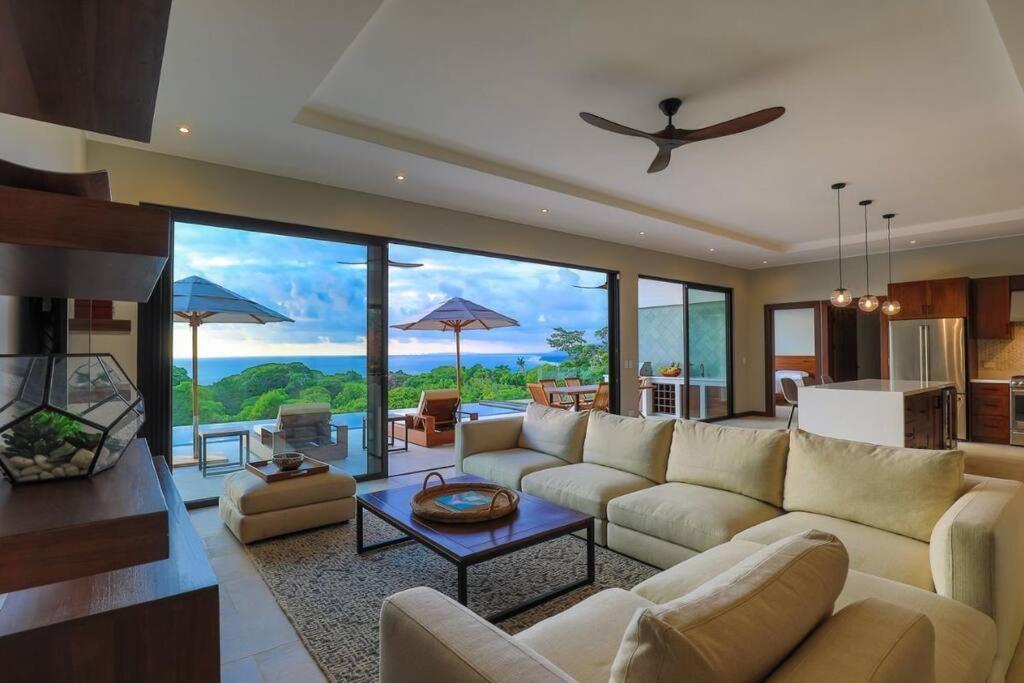 Casa Solaz - by Pura Villas