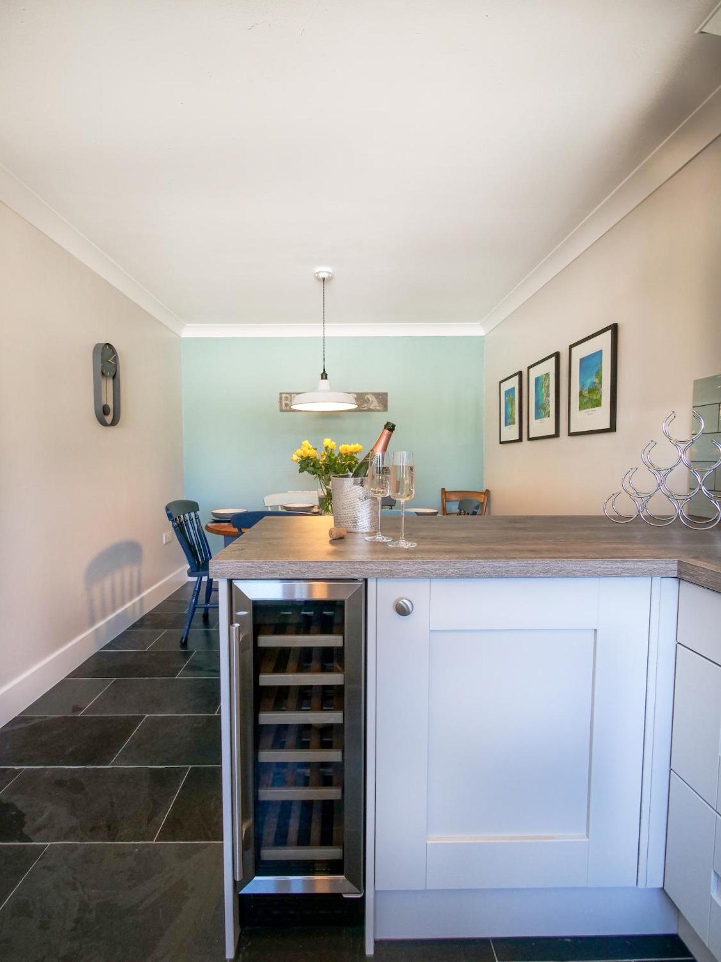 Padstow Escapes - Breakers Holiday Cottage