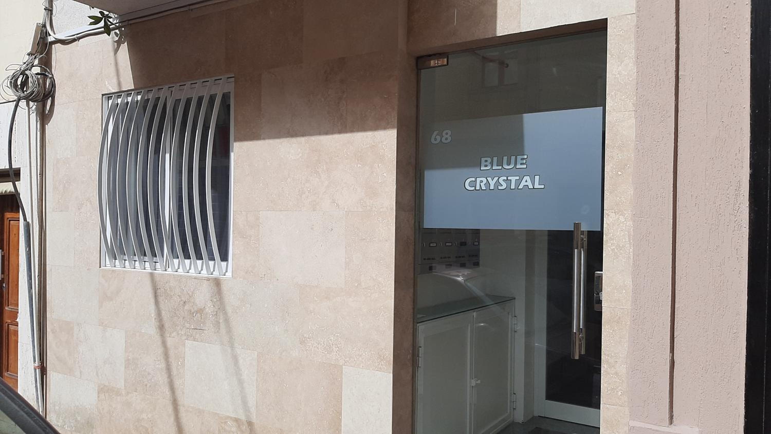 Blue Crystal Apartment - few steps from the sea photo 3