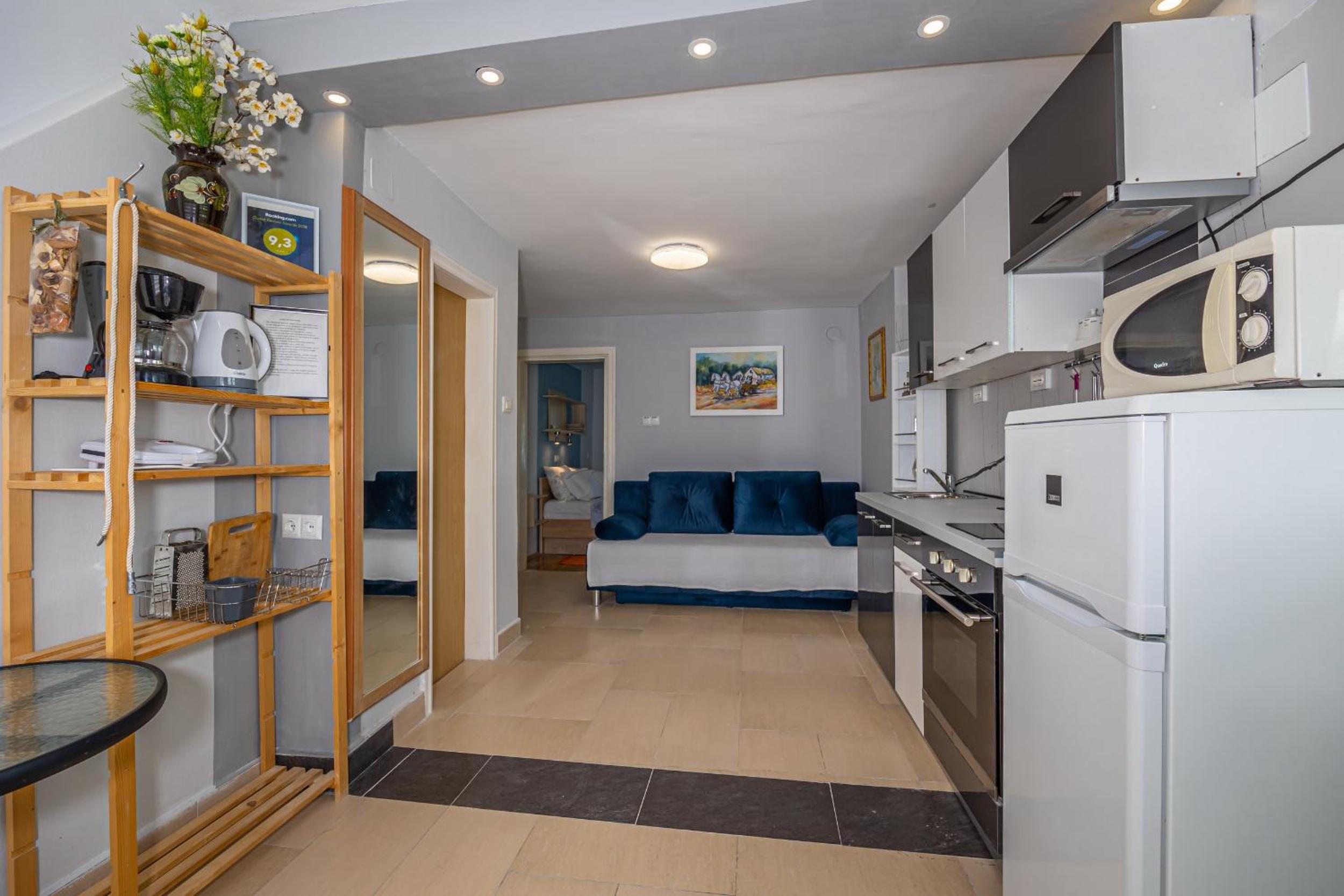 Apartments Lapis