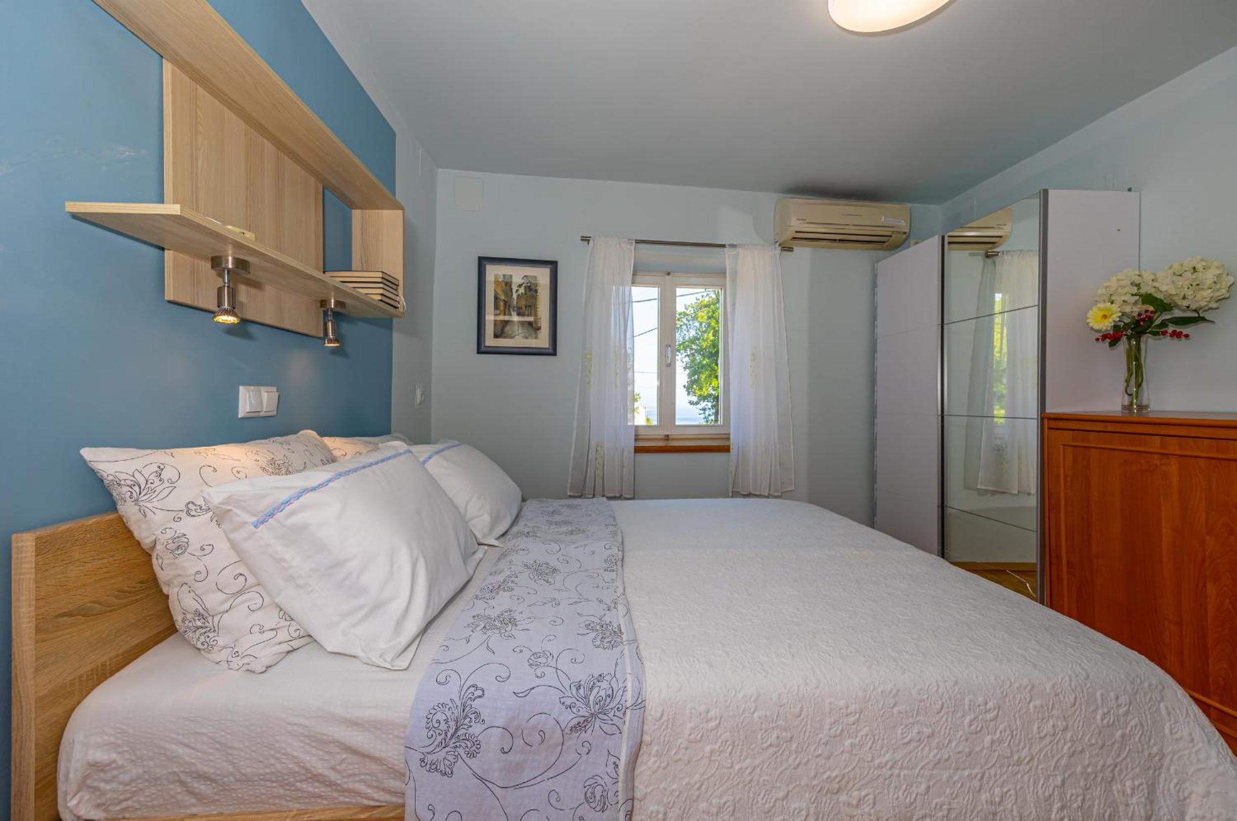 Apartments Lapis