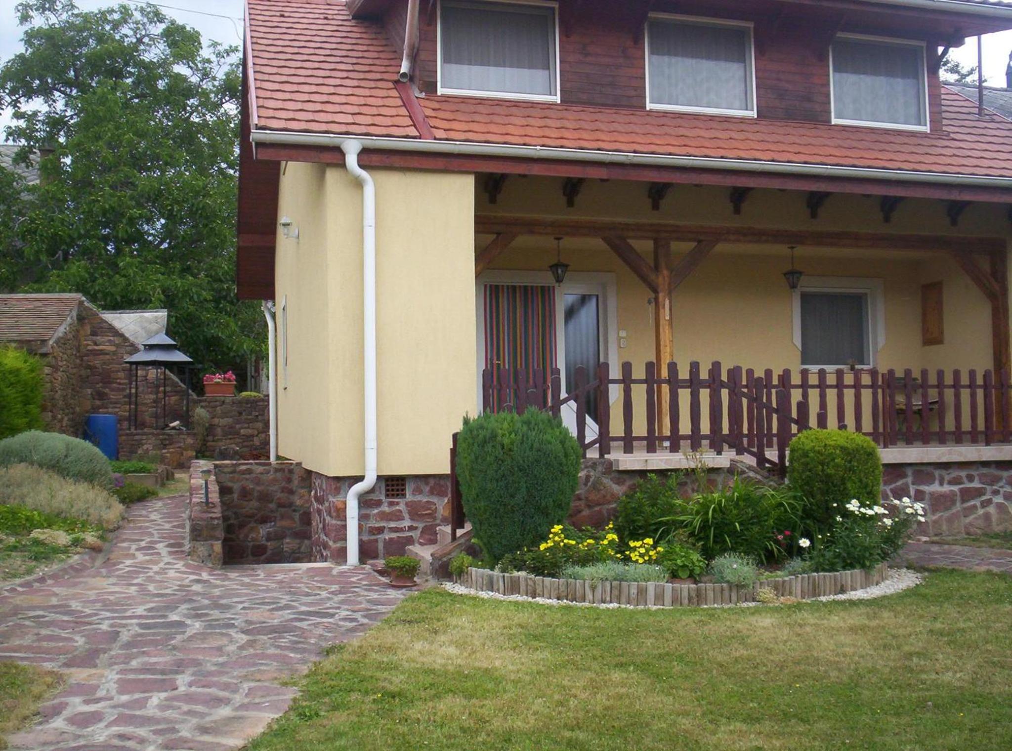 Photo 47