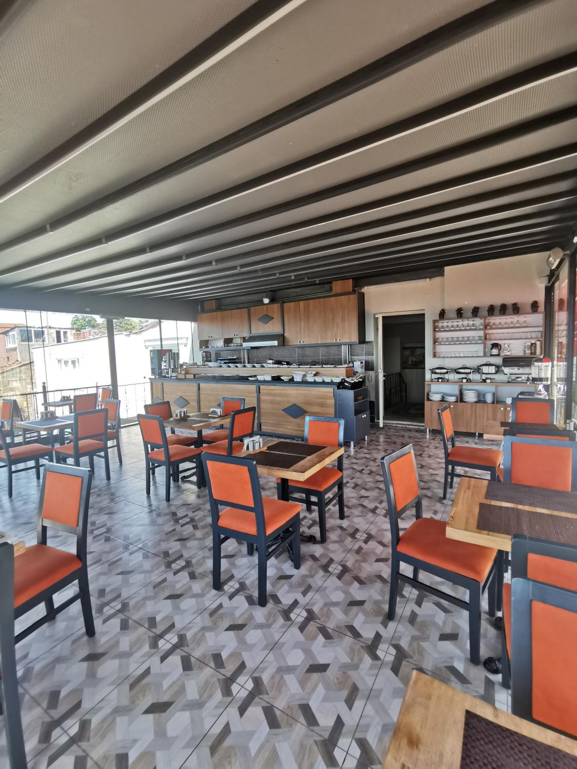 Apple Tree Otel - Image 52