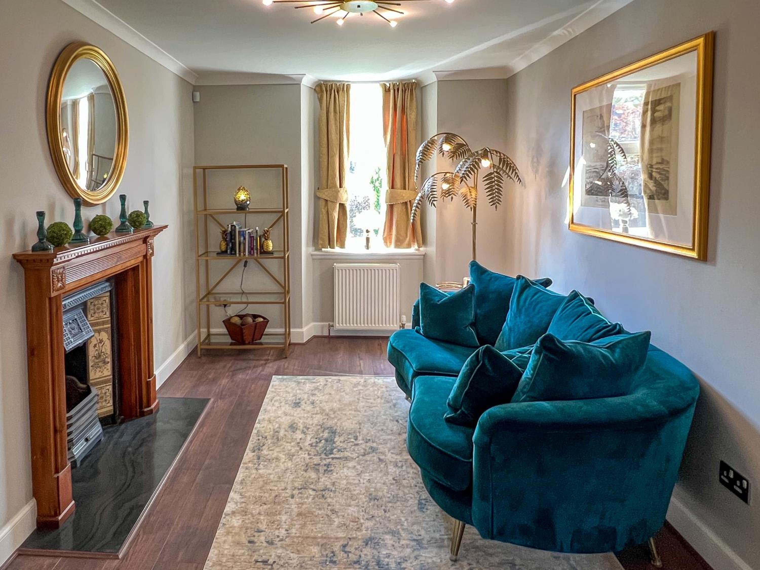 Luxury Pitlochry Retreat- Cairngorms Ntl Park Gateway view 2
