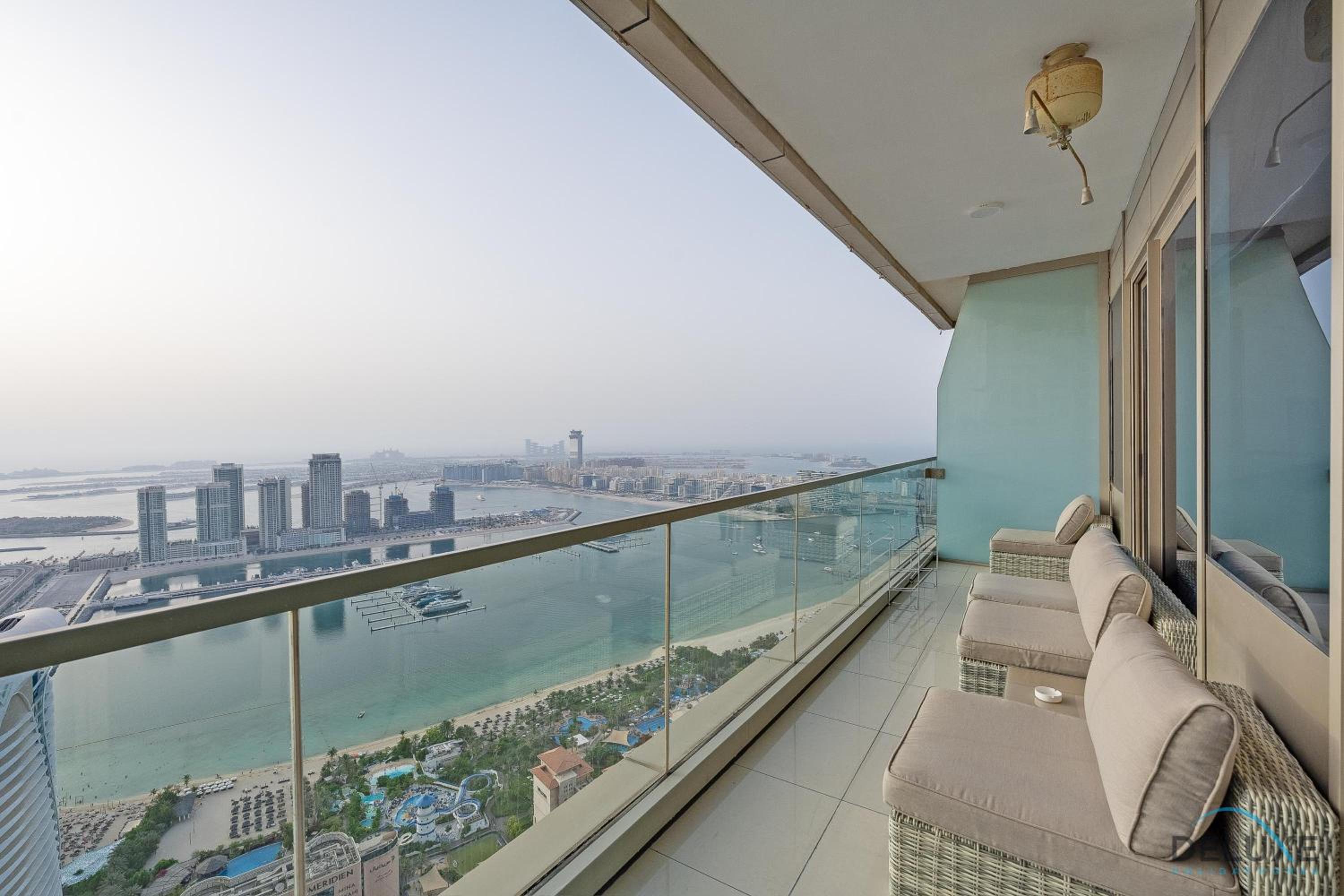 Scenic 1BR at Ocean Heights Dubai Marina by Deluxe Holiday Homes