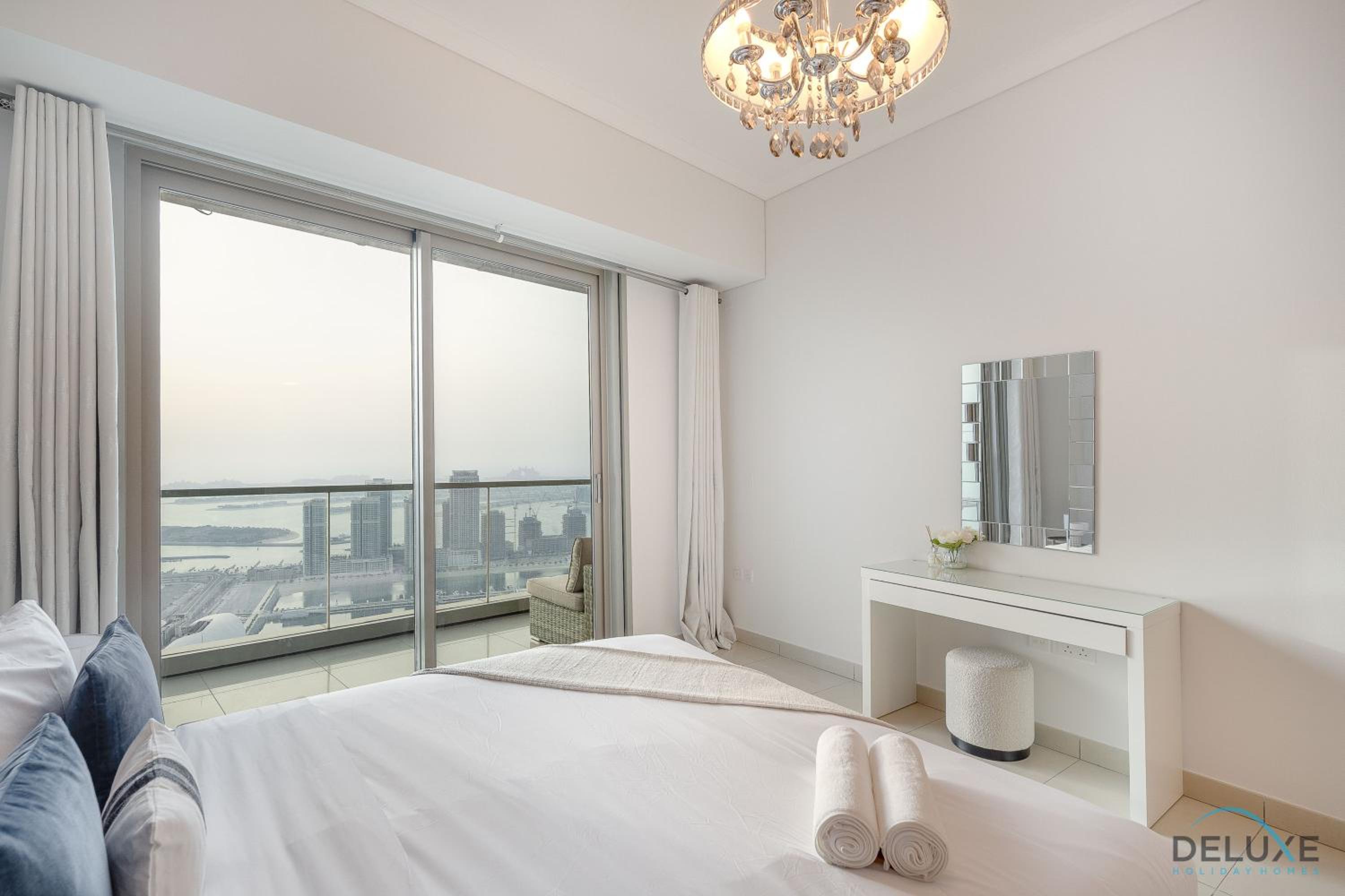 Scenic 1BR at Ocean Heights Dubai Marina by Deluxe Holiday Homes