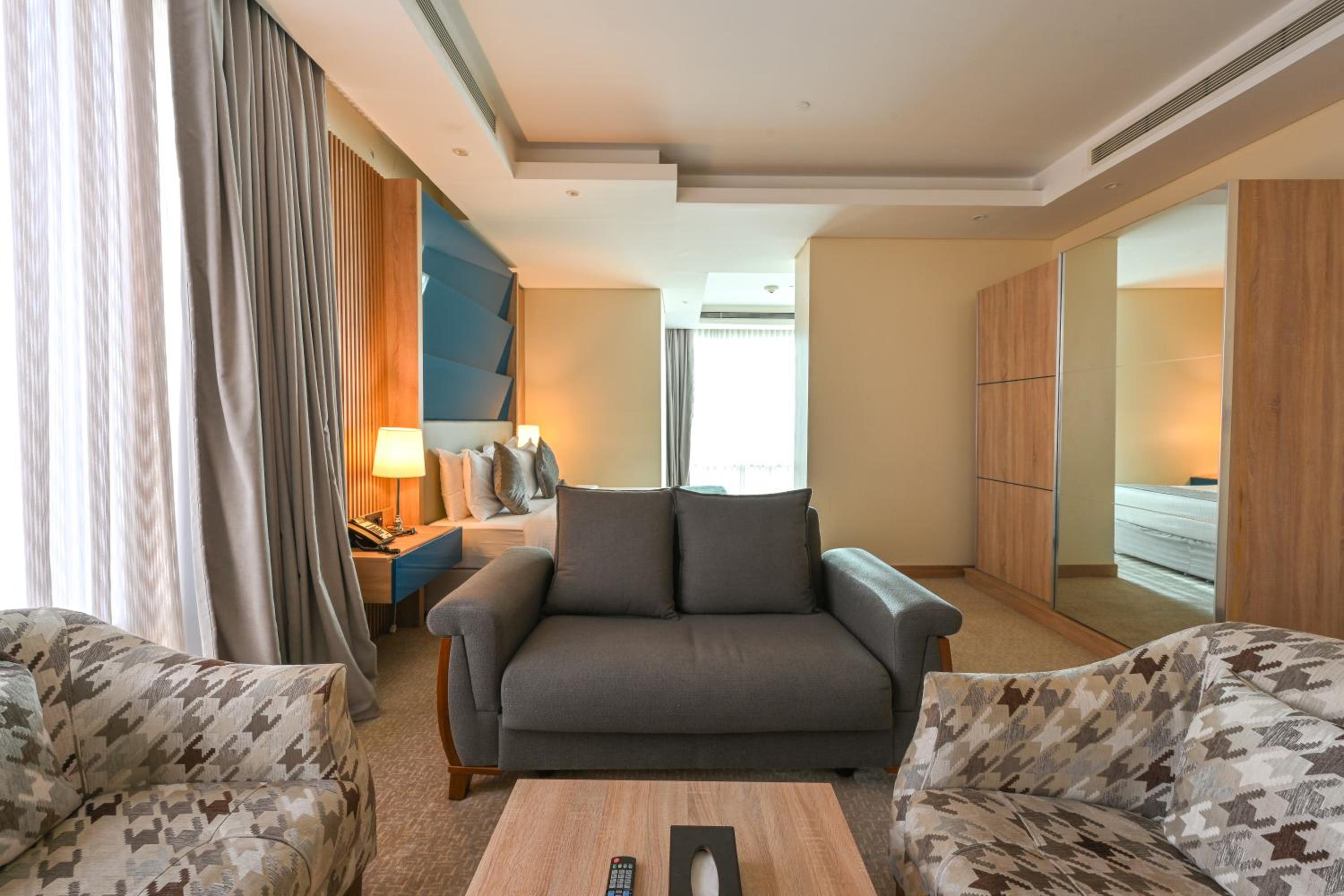 Al Mansour Suites Hotel photo 36 of 56