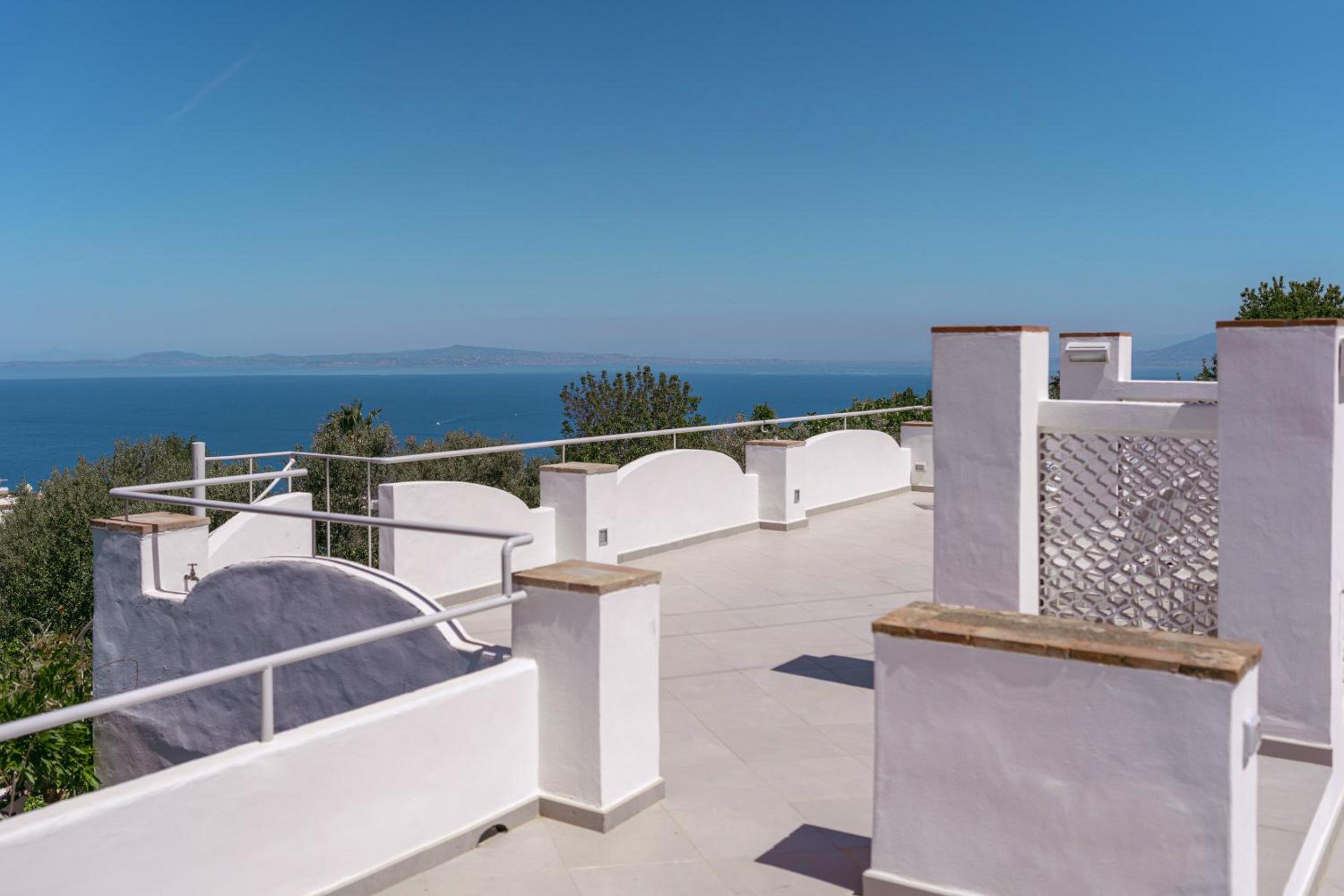 Villa Lo Pozzo, Anacapri view 4
