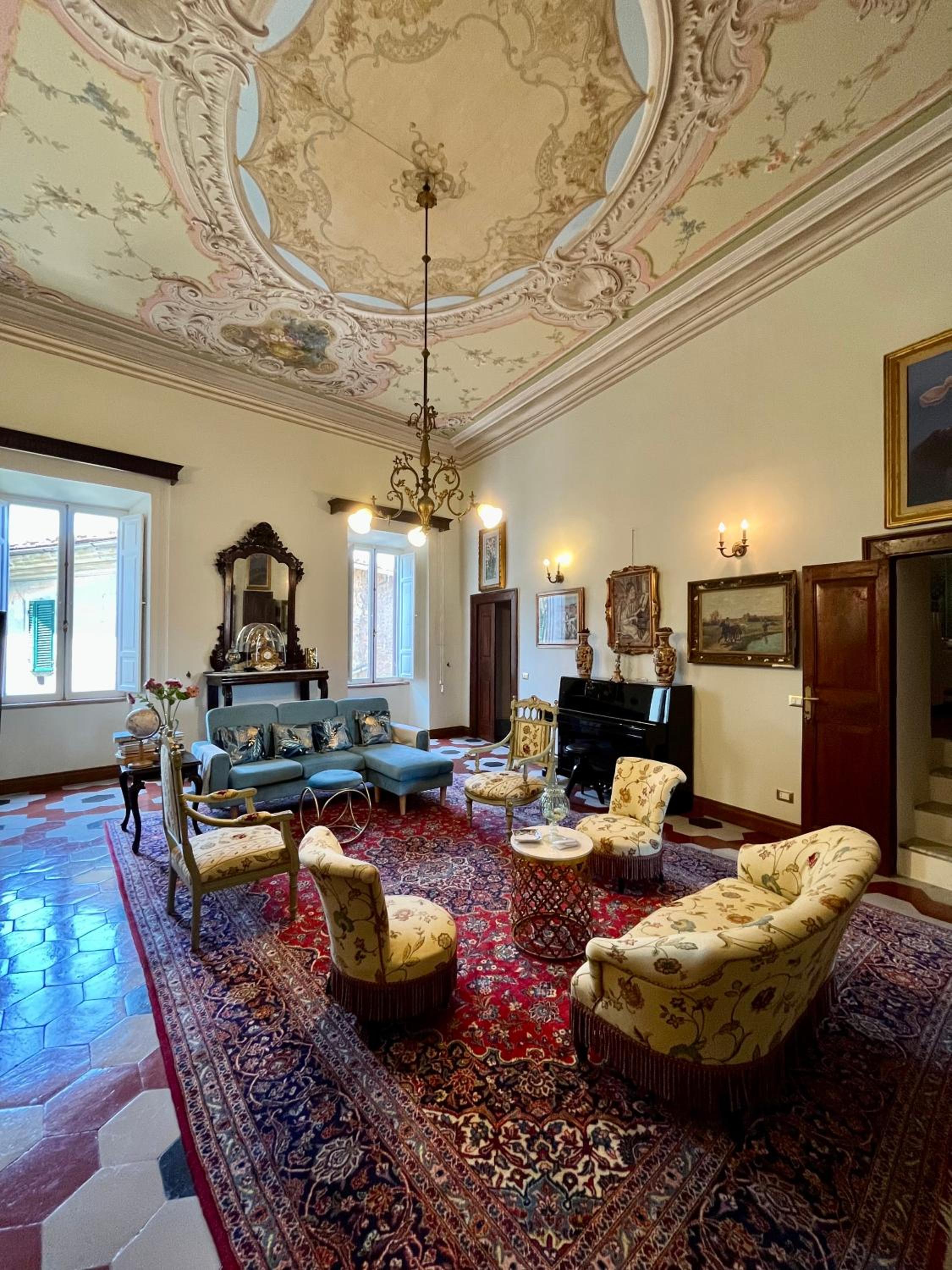 lounge