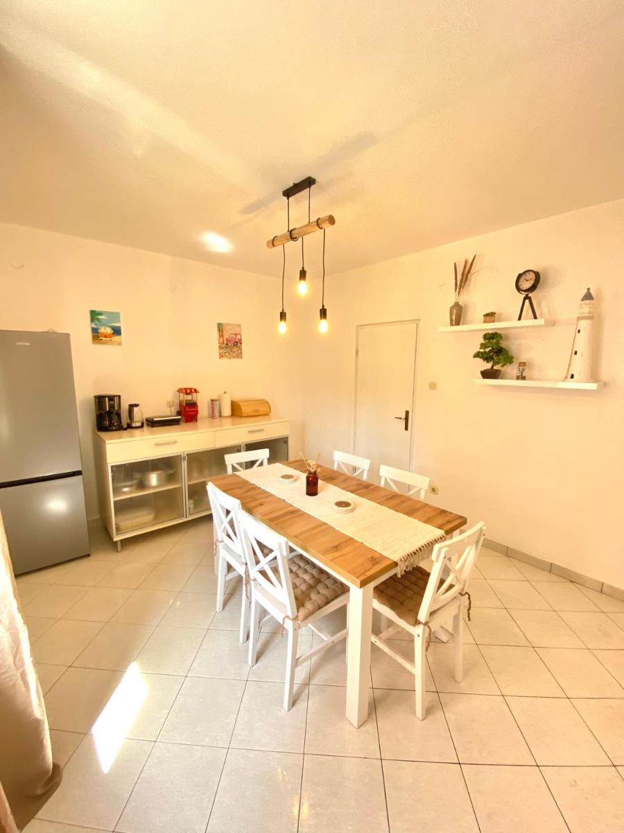 Apartman Tino view 2