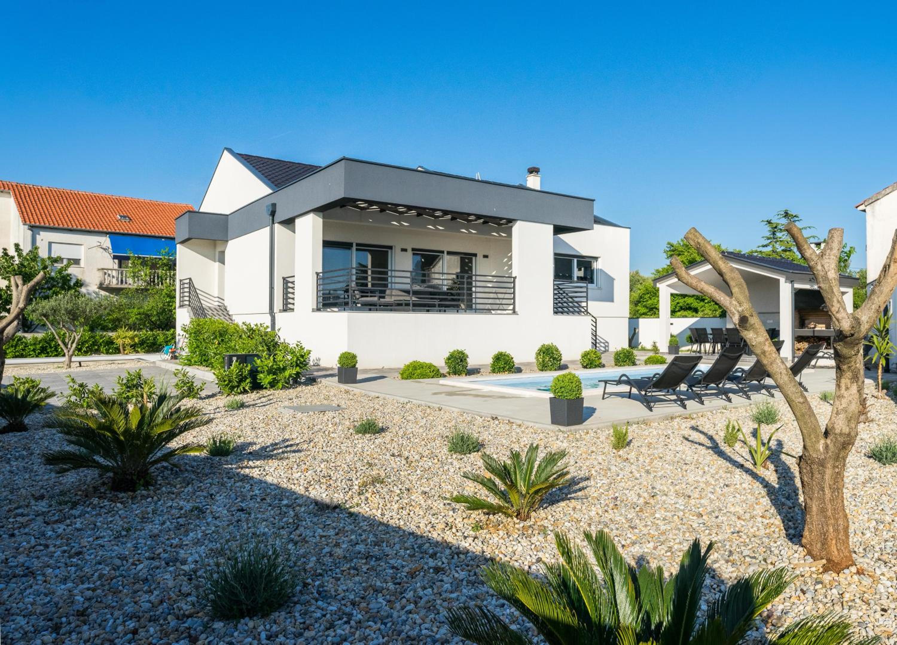 Villa Barbara-holiday home with sea view view 2