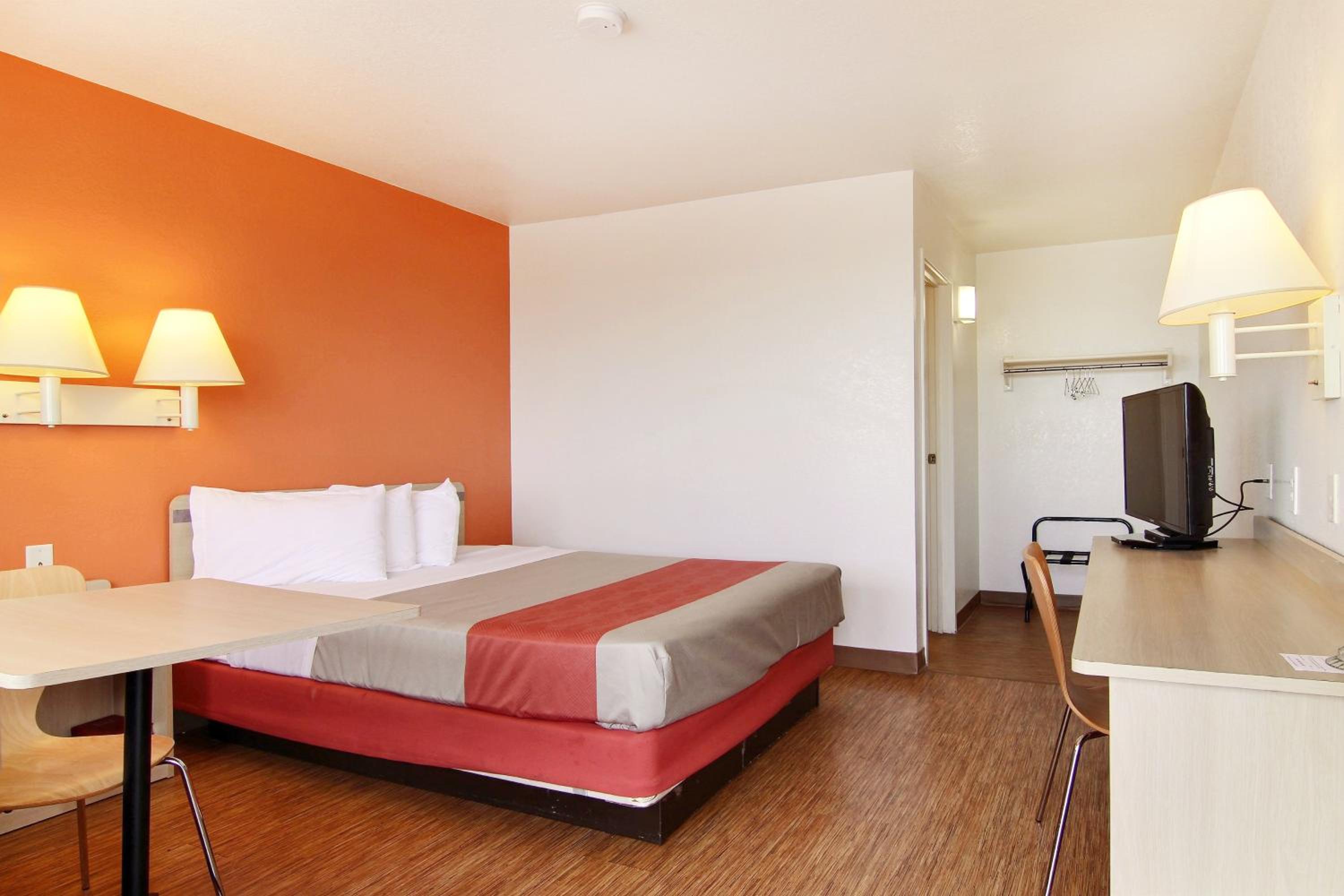 Motel 6-Fort Stockton, TX