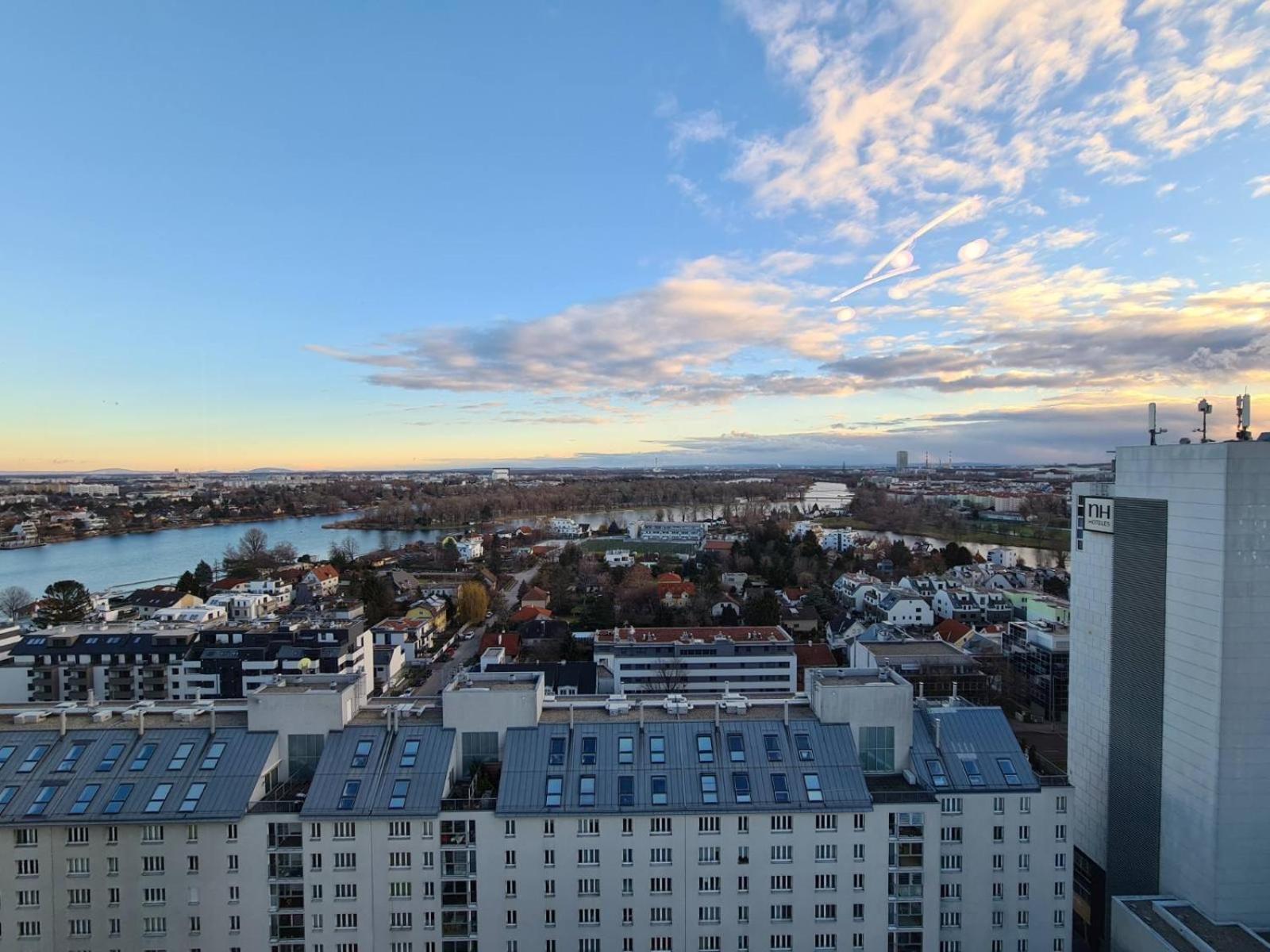 Flat UNO City