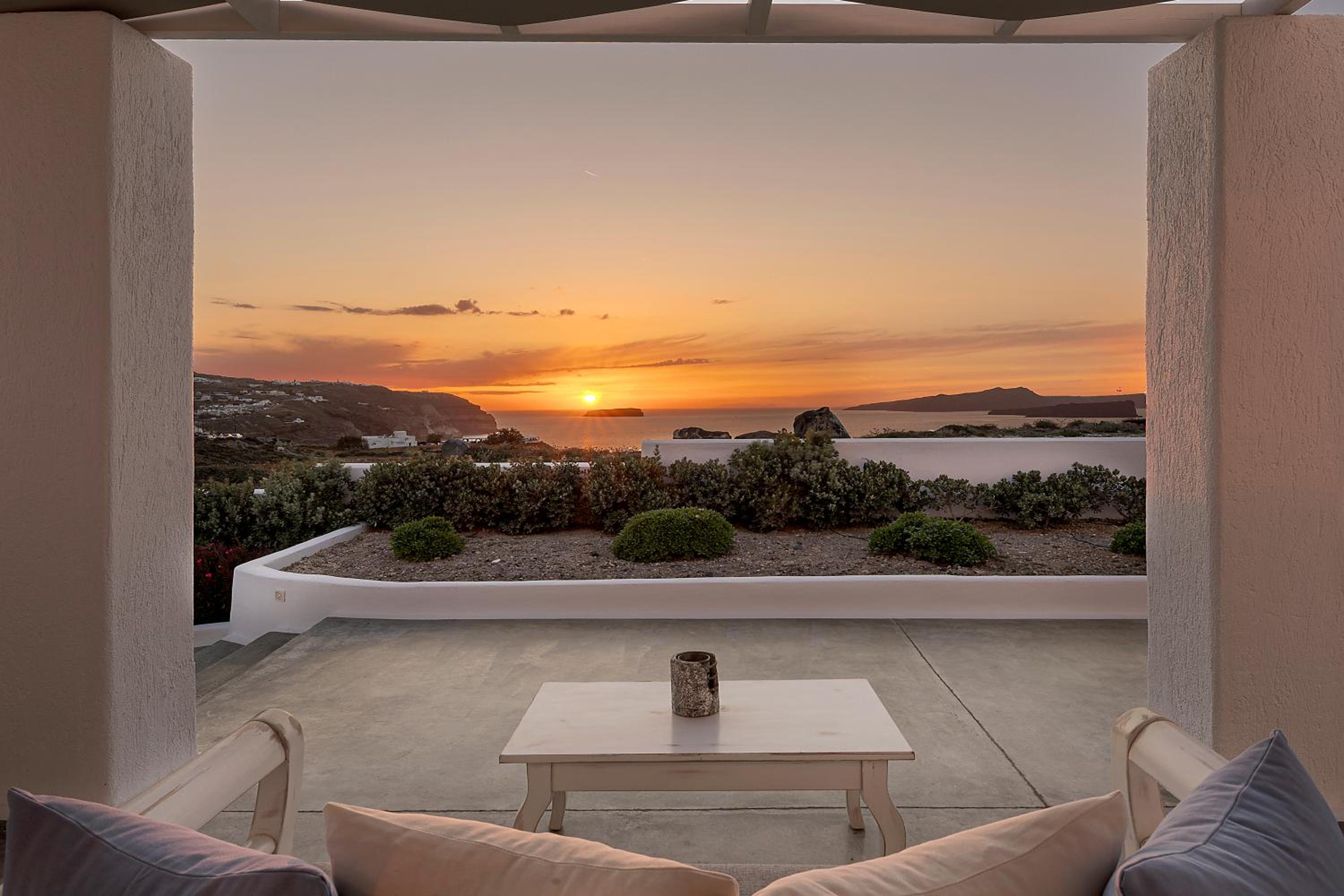 Hemera Holiday Home villa on Santorini photo 5