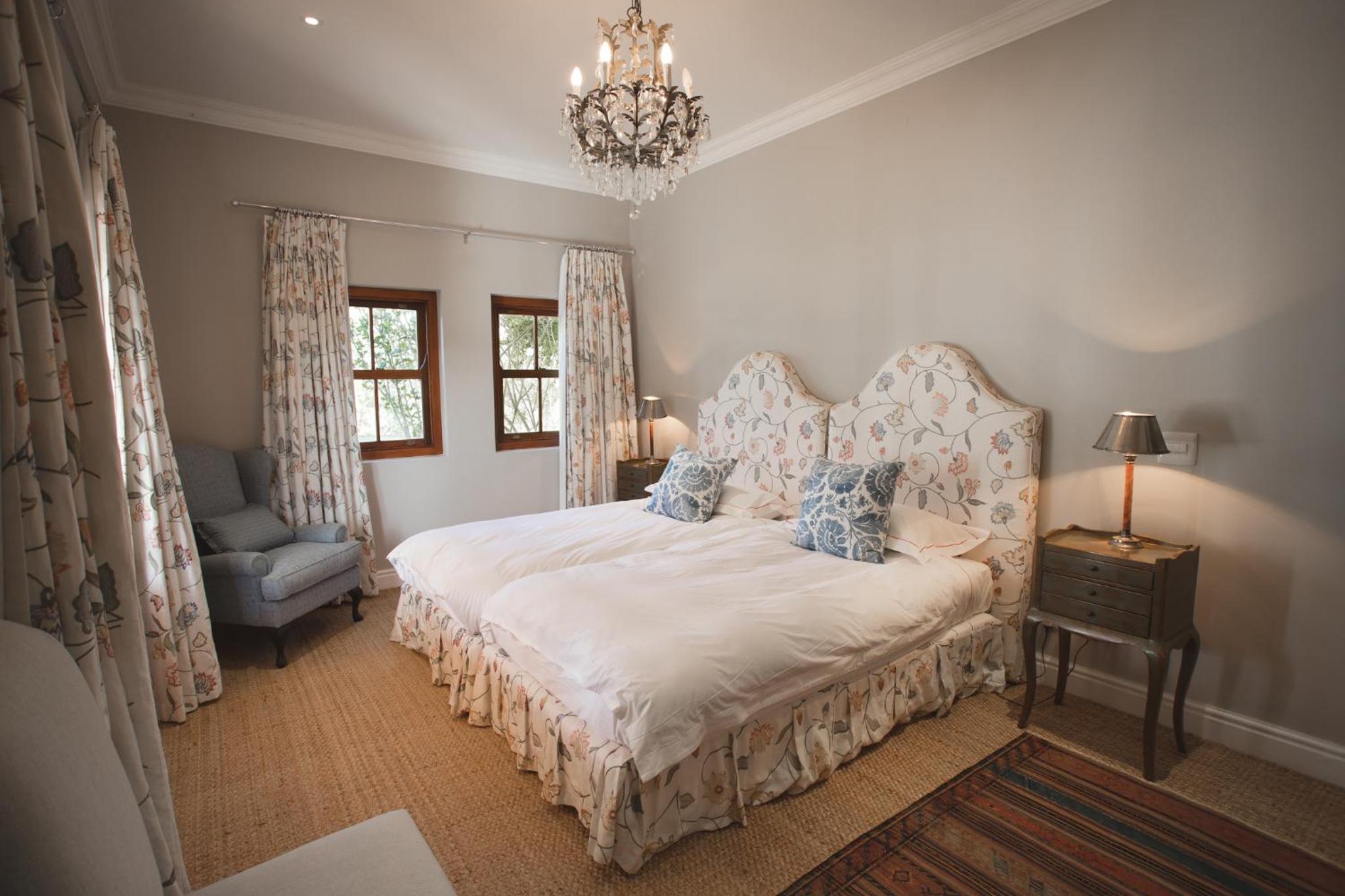 Lombard Villa - Image 3