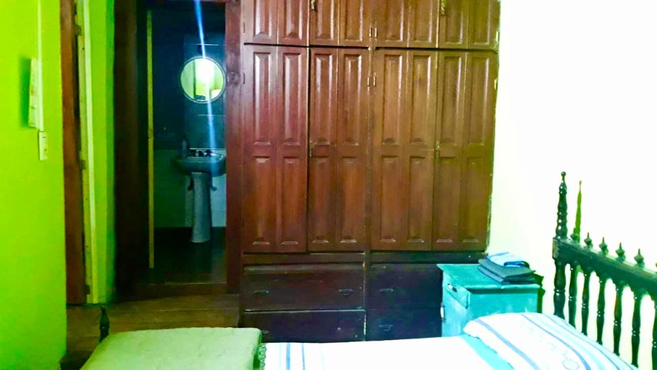 InstaLate Hostel