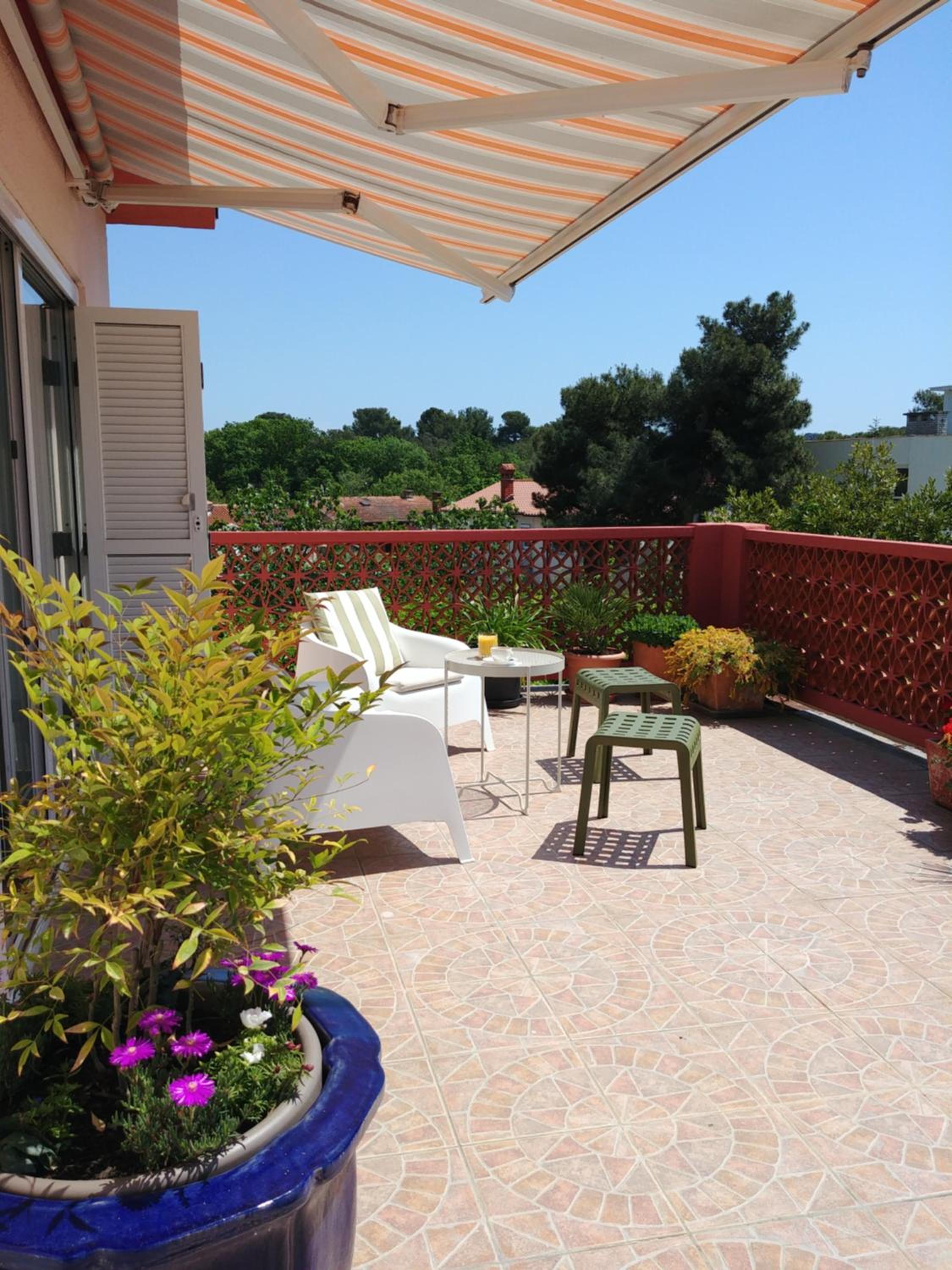 Apartment Axelle 50 METERS TO THE BEACH view 4