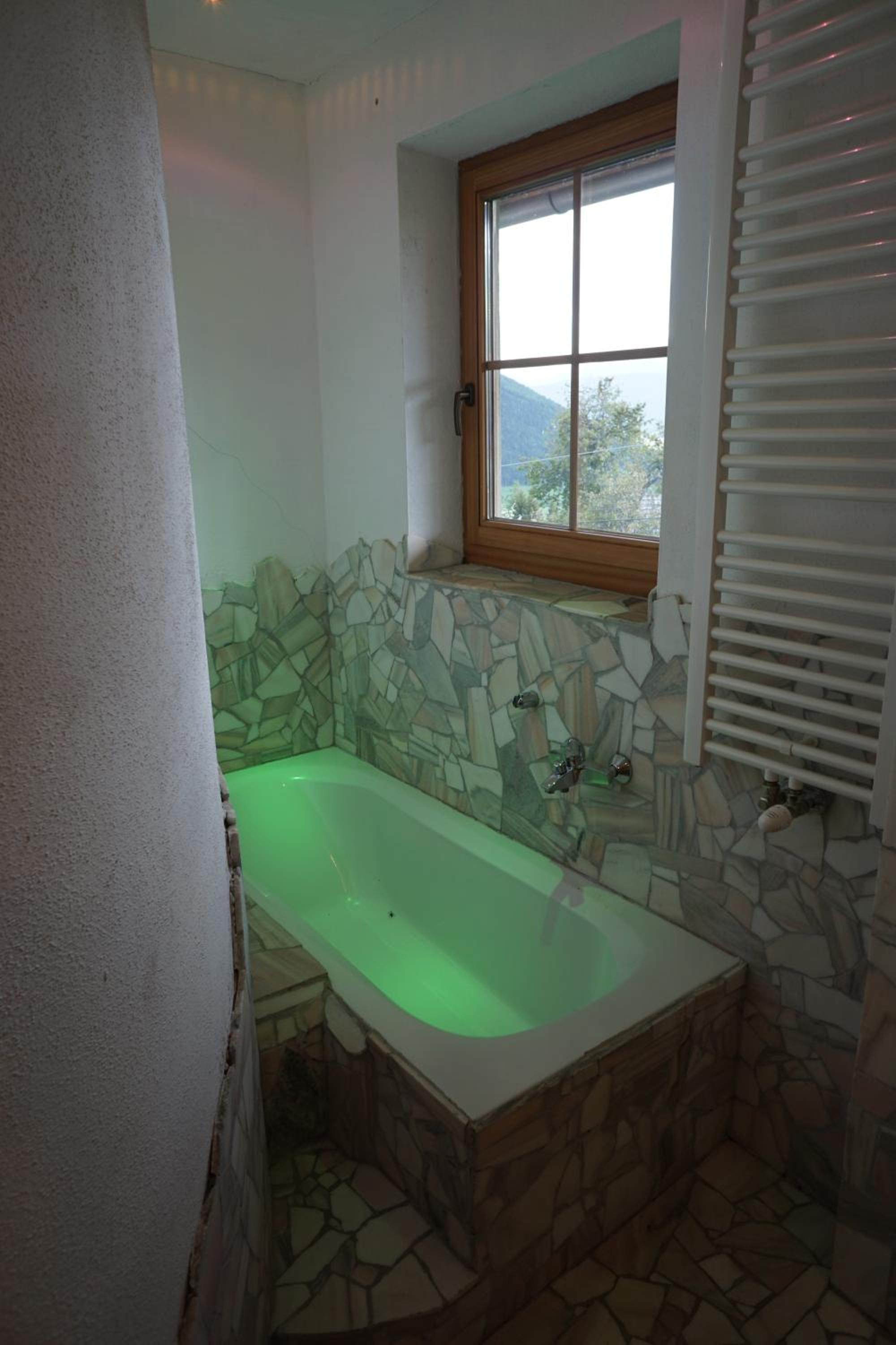 Jacuzzi