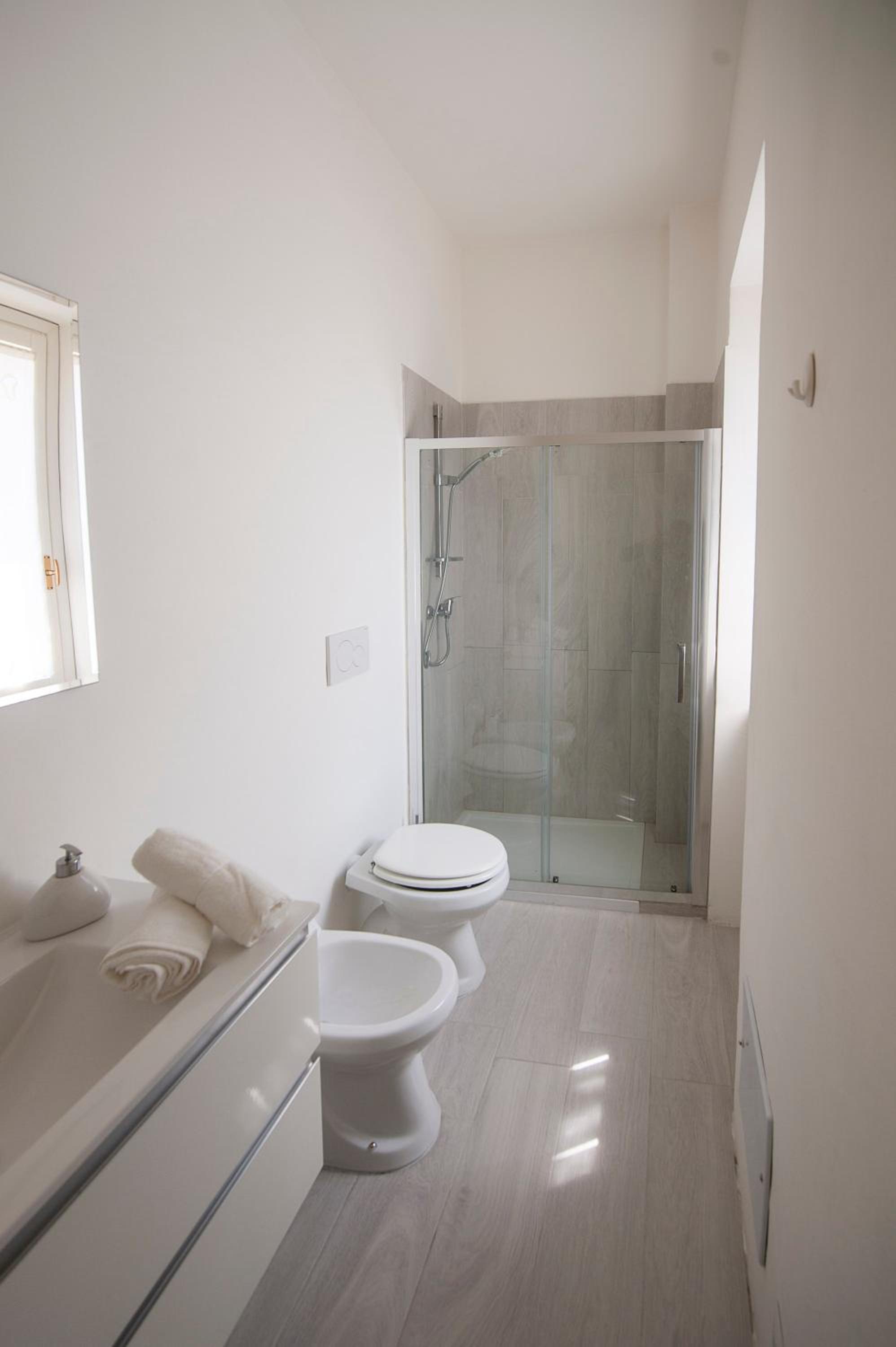 Le Case di Grazia en Lecco — bathroom